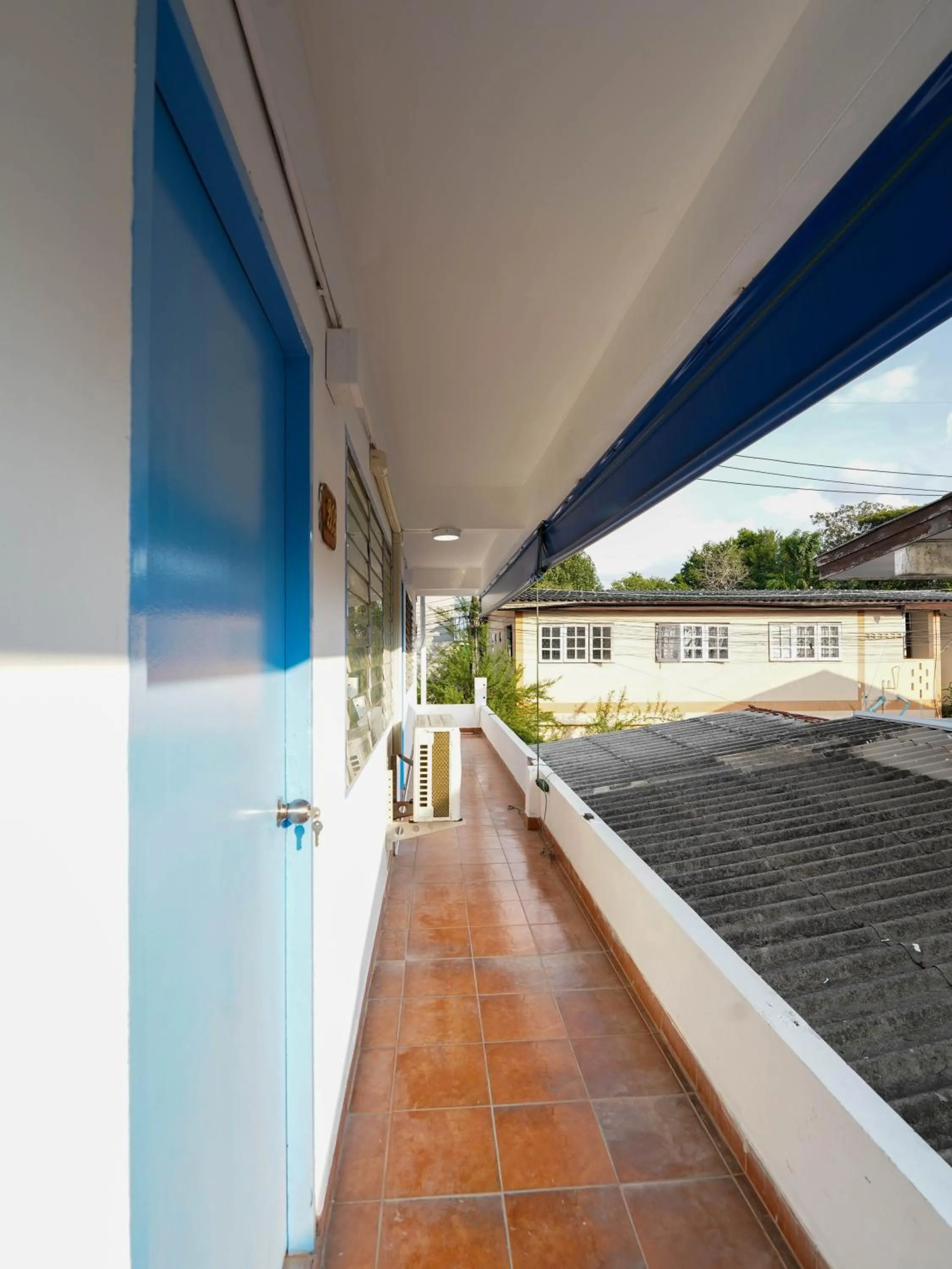 Balcony/Terrace in RoomQuest North Pattaya Light Collection