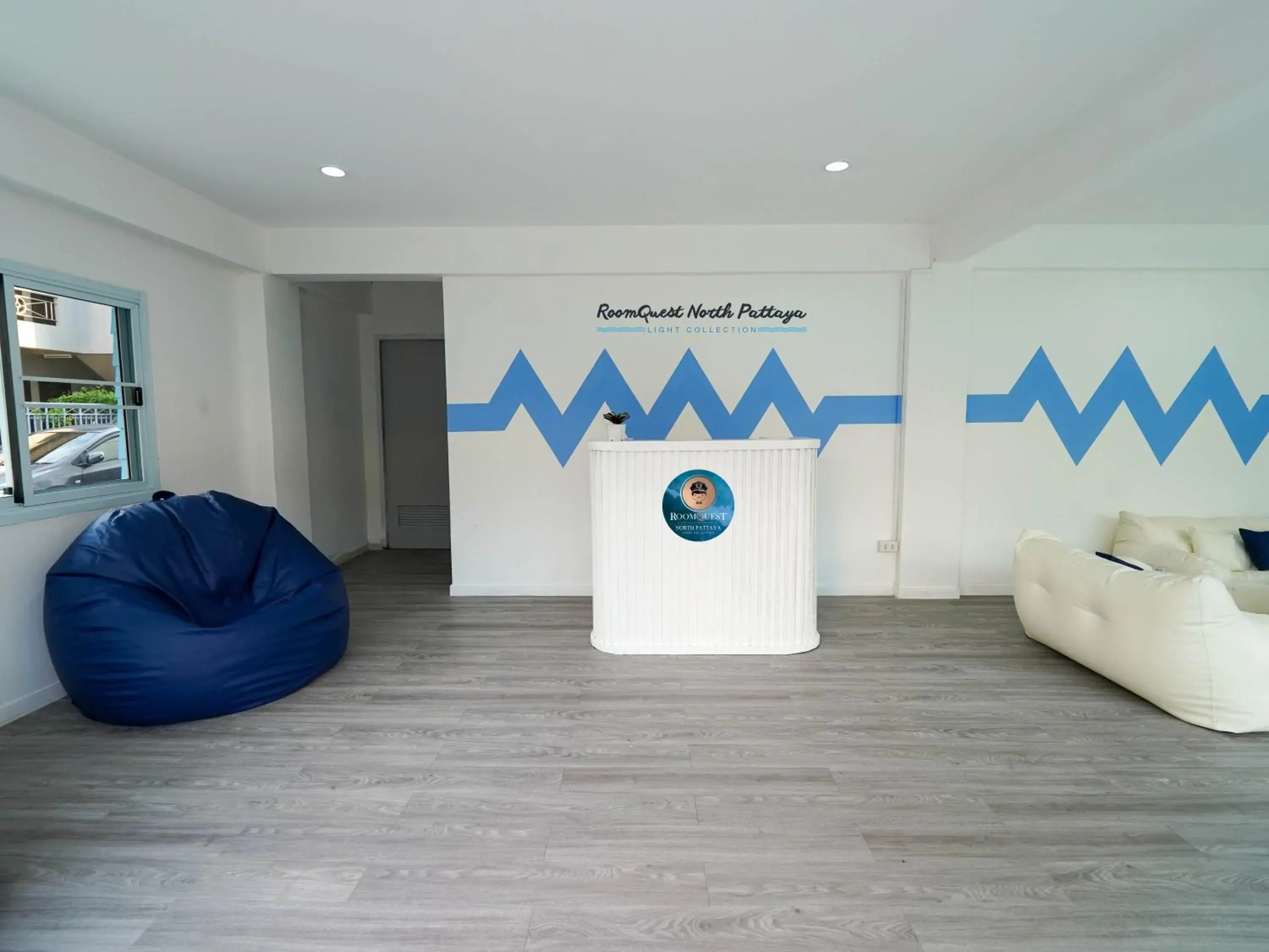 Lobby or reception in RQ North Pattaya by Collection O Lobby or reception in RQ North Pattaya by Collection O