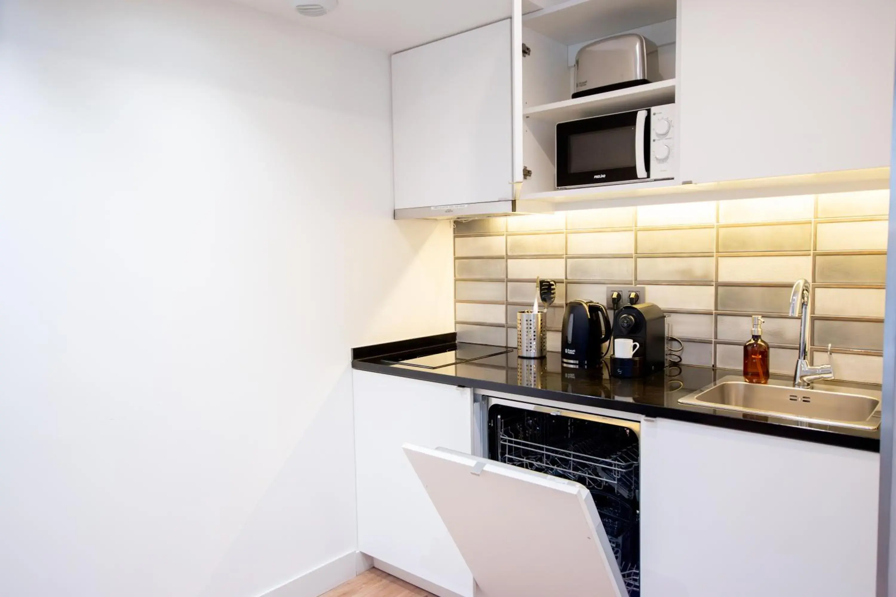 CADET Residence CADET Residence