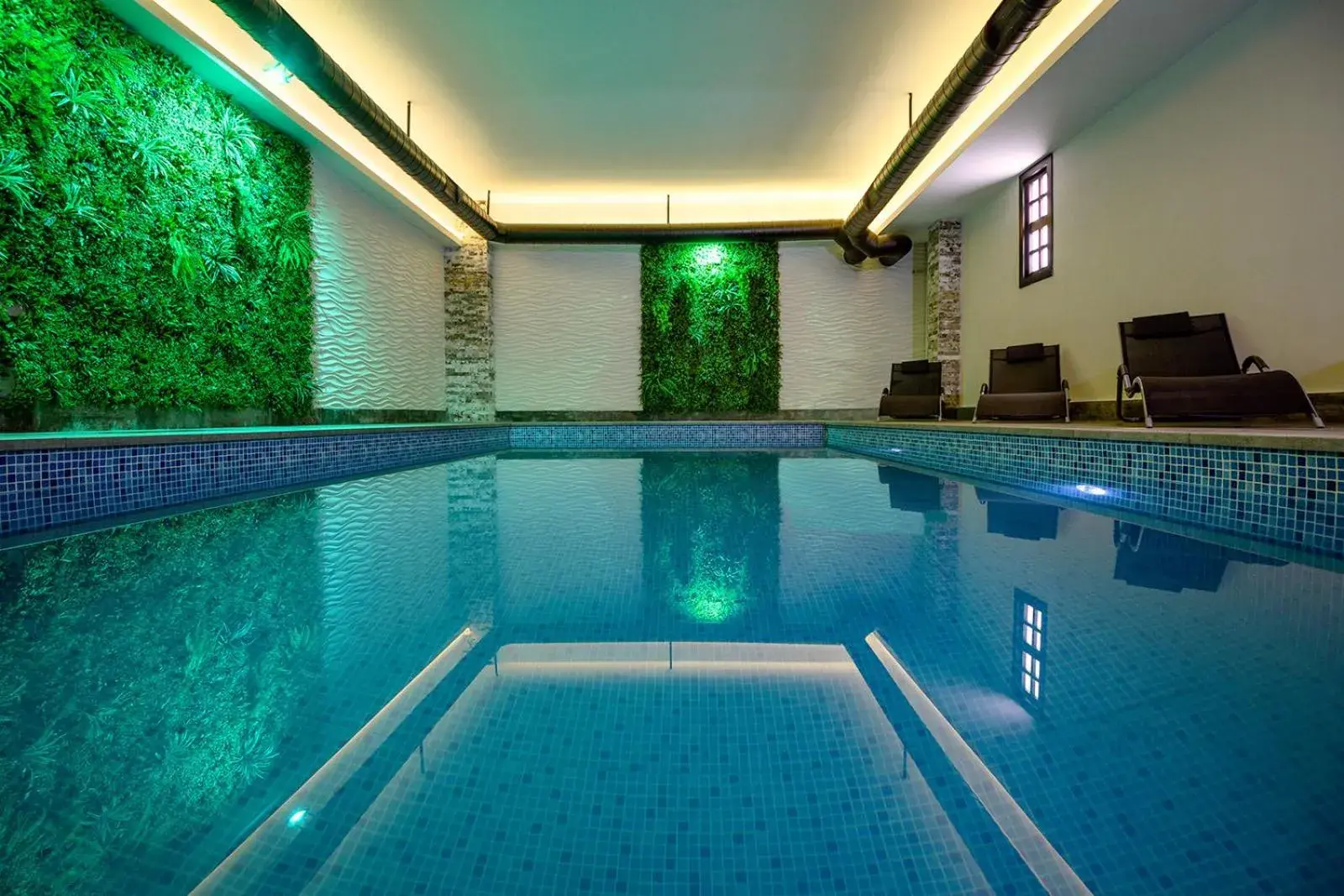 Swimming pool in Nacho Hotel Yerevan, By One Swimming pool in Nacho Hotel Yerevan, By One