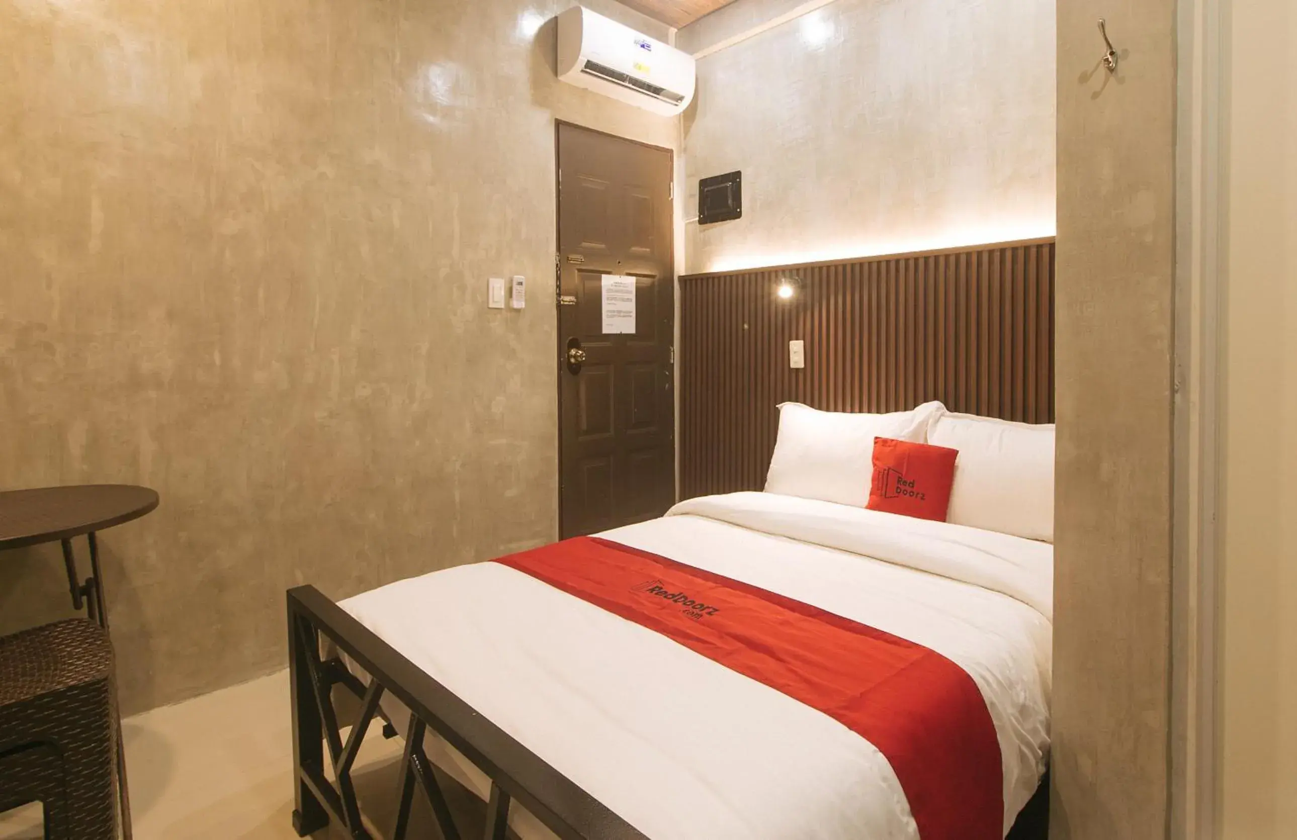 Bed in RedDoorz at MBB Room NAIA 2 Bed in RedDoorz at MBB Room NAIA 2