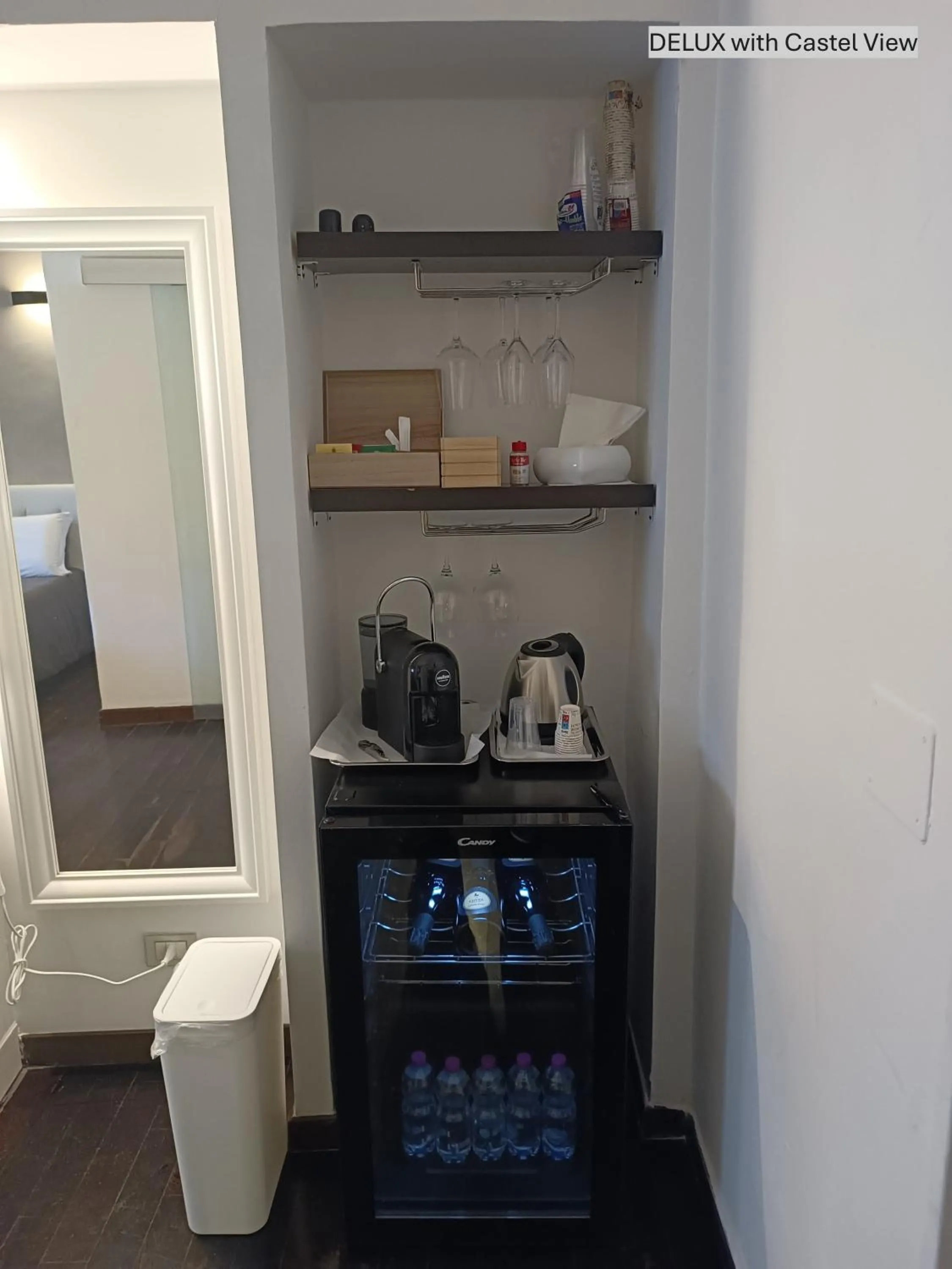 Kitchen or kitchenette in Dimora Arco Basso - Old Town