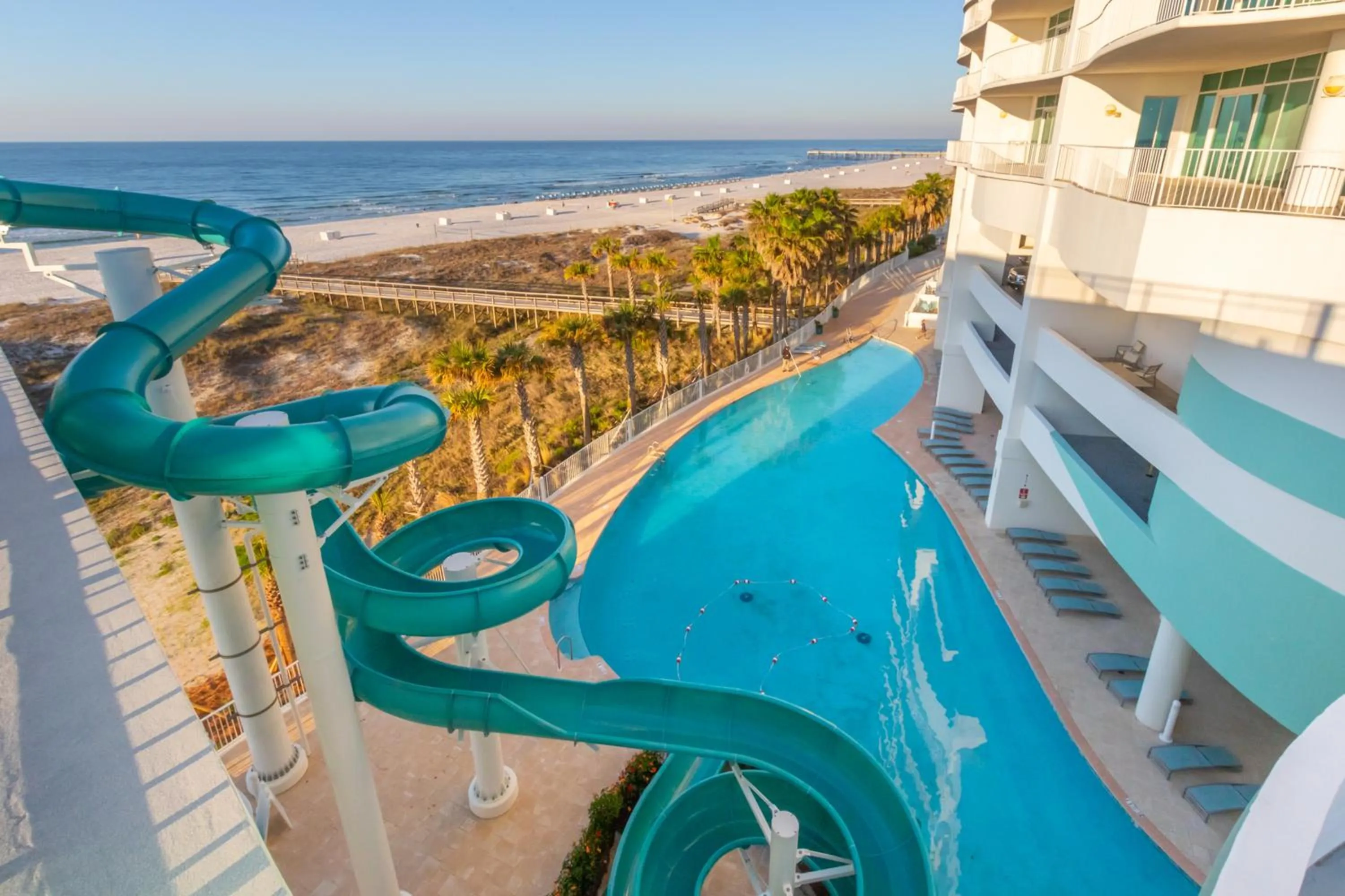 Swimming pool in Turquoise 1908C