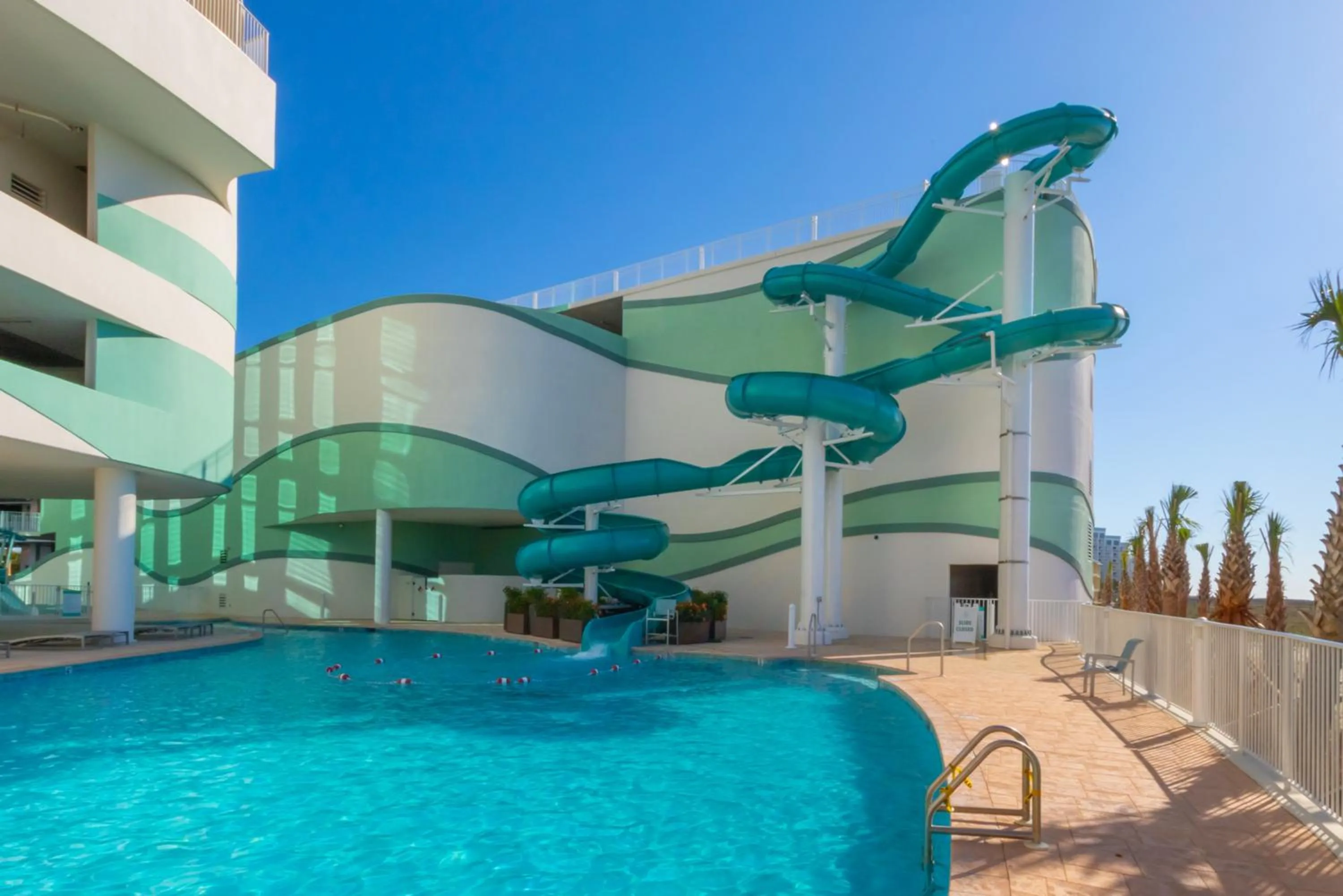 Swimming pool in Turquoise 1908C