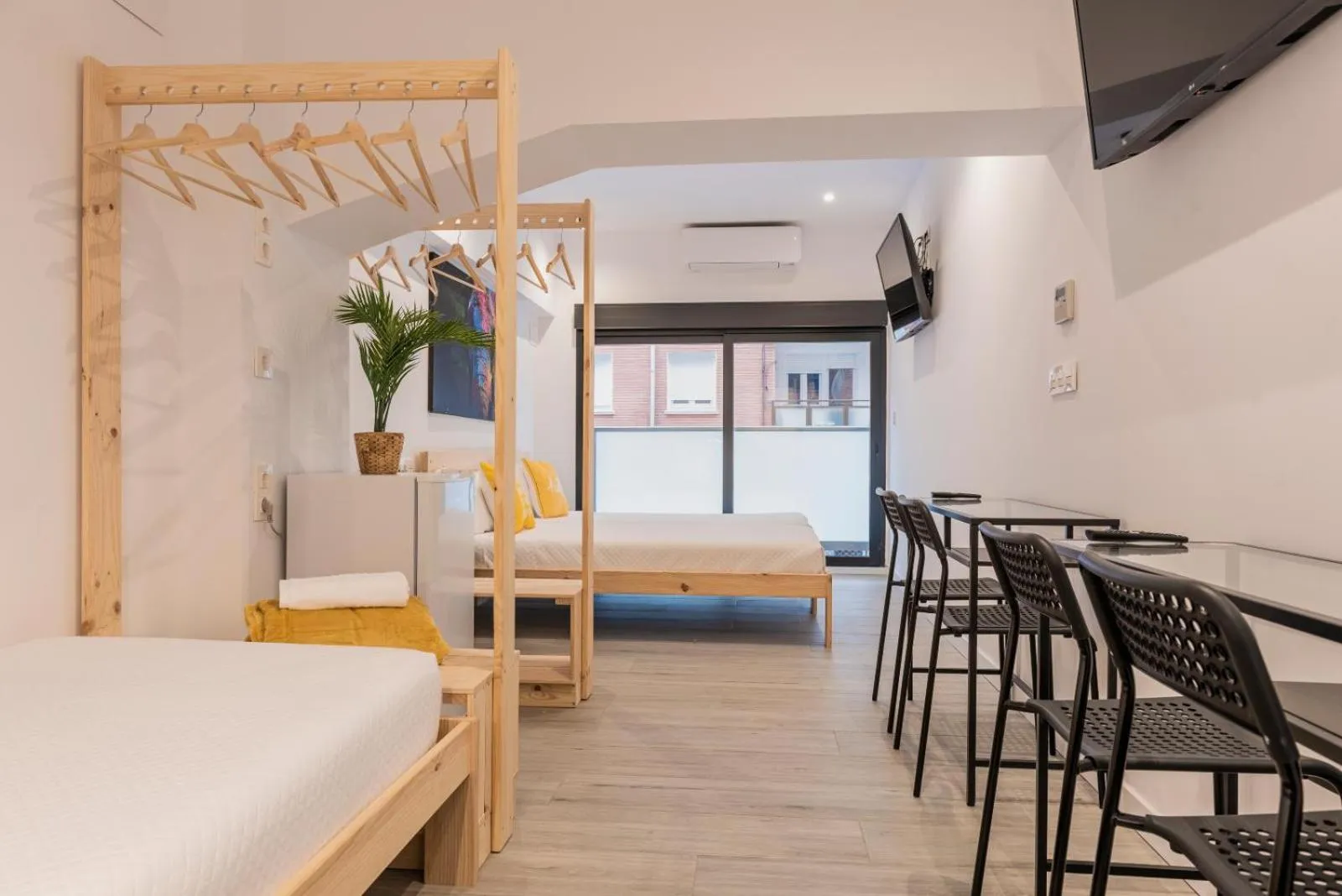 Bed in Bilbao ROOMS & KITCHEN Zorroza