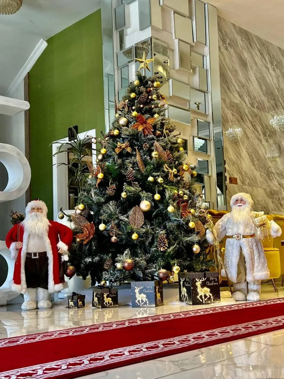 Lobby or reception in Base Ethiopia International Hotel