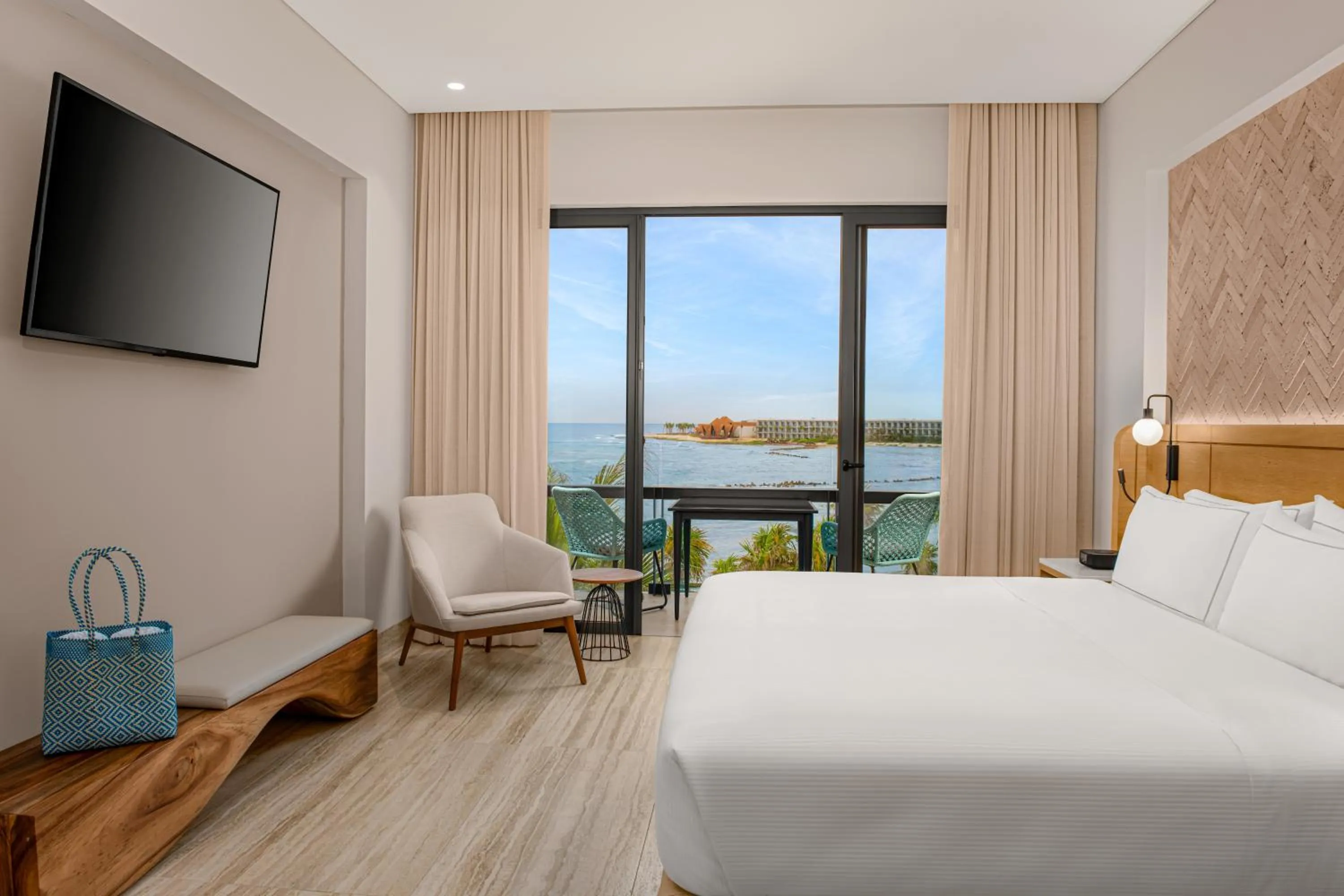 Bed in Hilton Tulum Riviera Maya All-Inclusive Resort