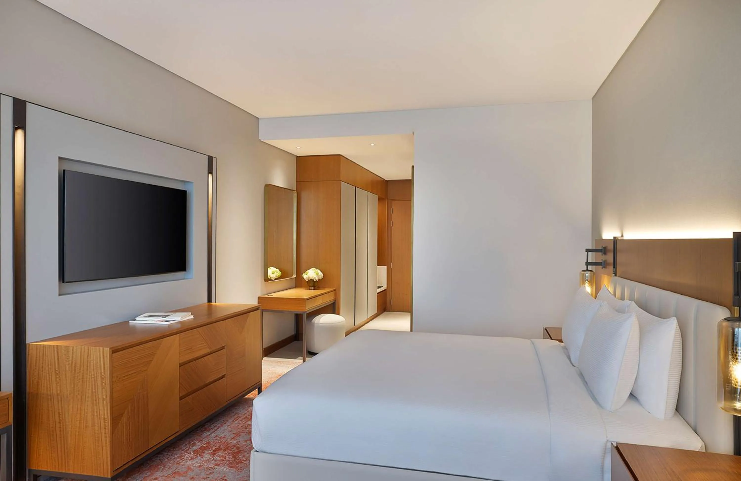 Bedroom, Bed in DoubleTree by Hilton Sharjah Waterfront Hotel And Residences