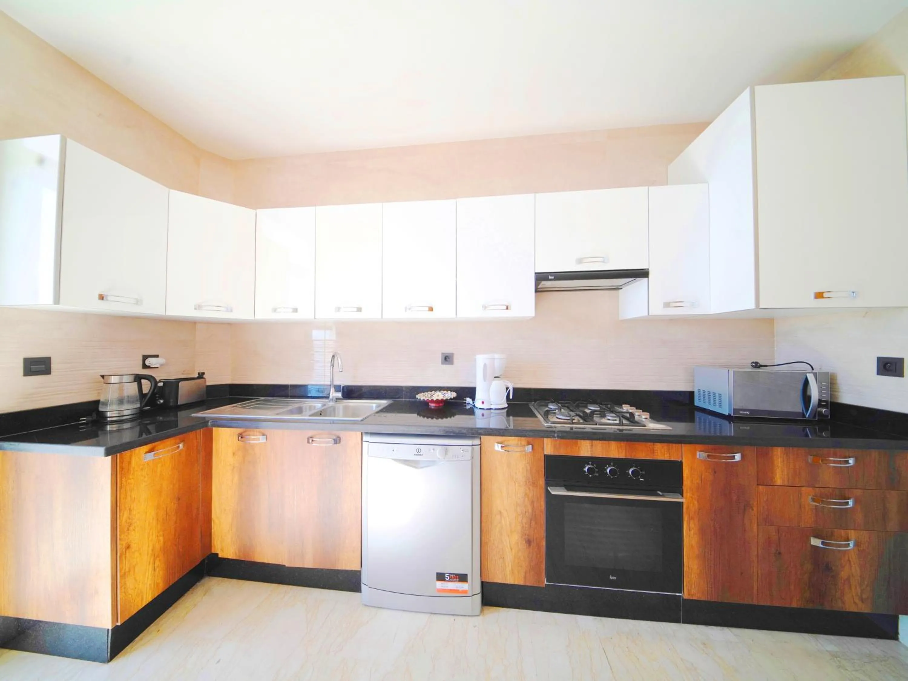 Kitchen or kitchenette in Geronticus apartment