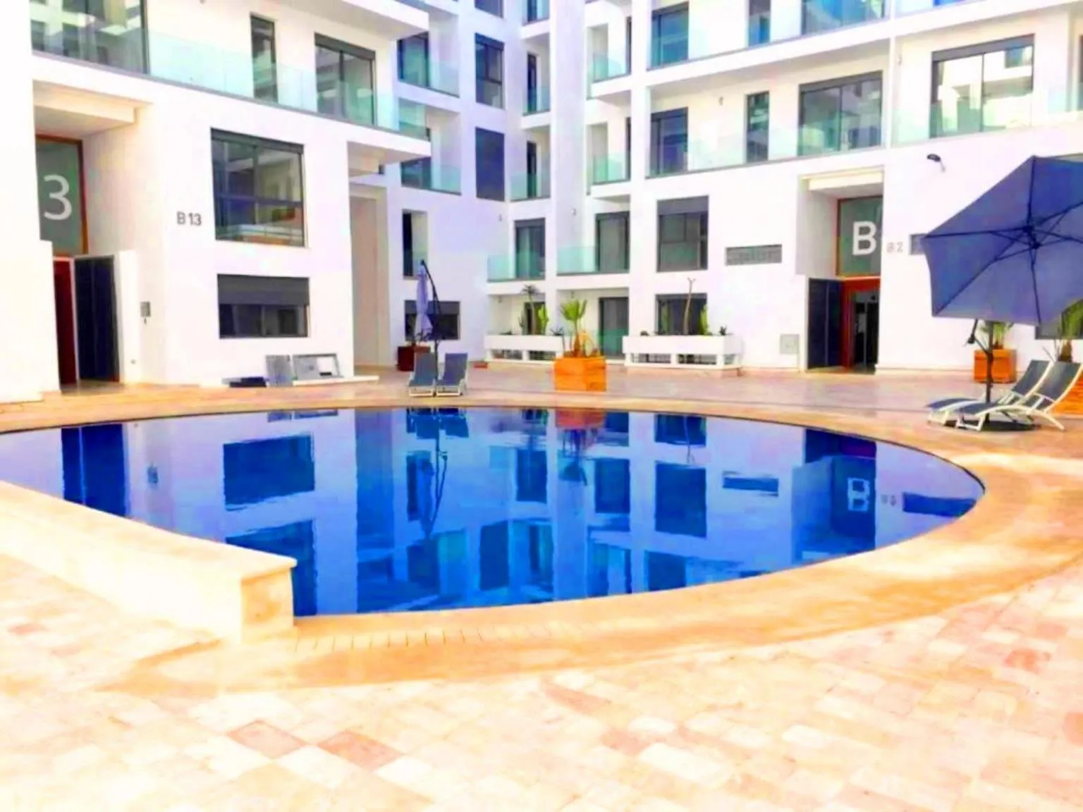 Swimming pool in Geronticus apartment
