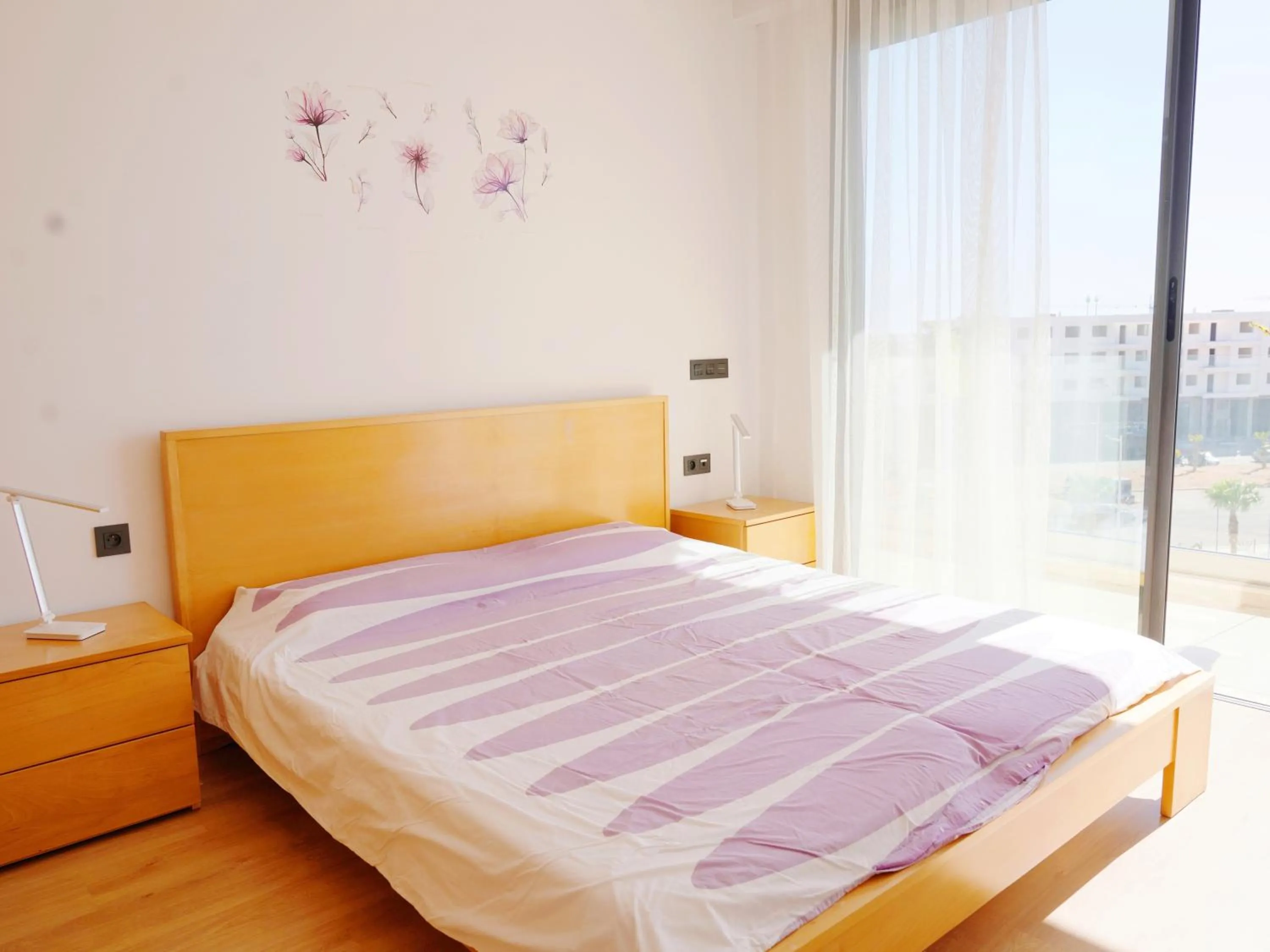 Bedroom, Bed in Geronticus apartment
