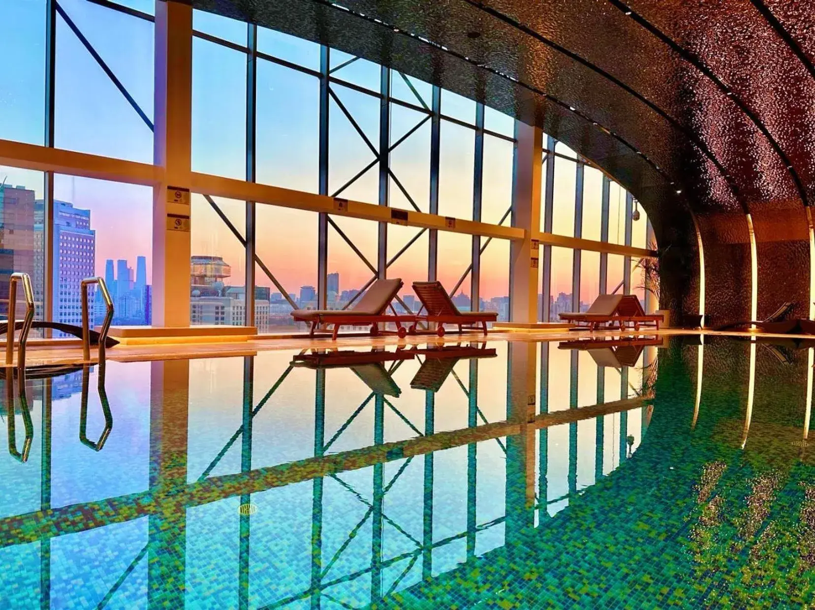 Pool view in Kempinski Hotel Beijing Yansha Center Pool view in Kempinski Hotel Beijing Yansha Center
