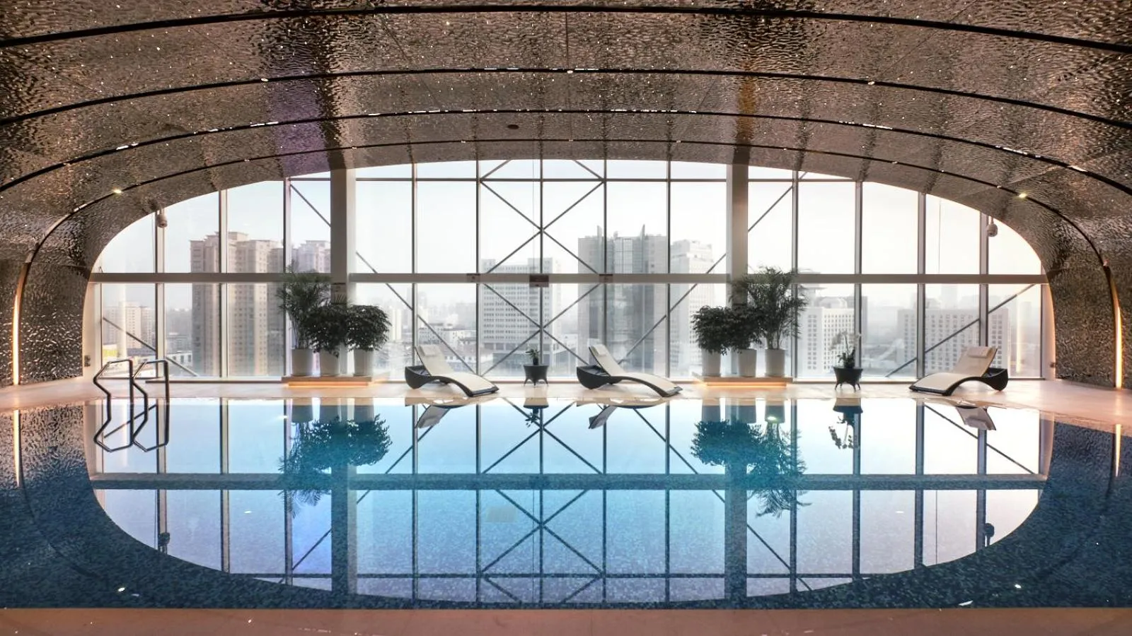 Swimming pool in Kempinski Hotel Beijing Yansha Center