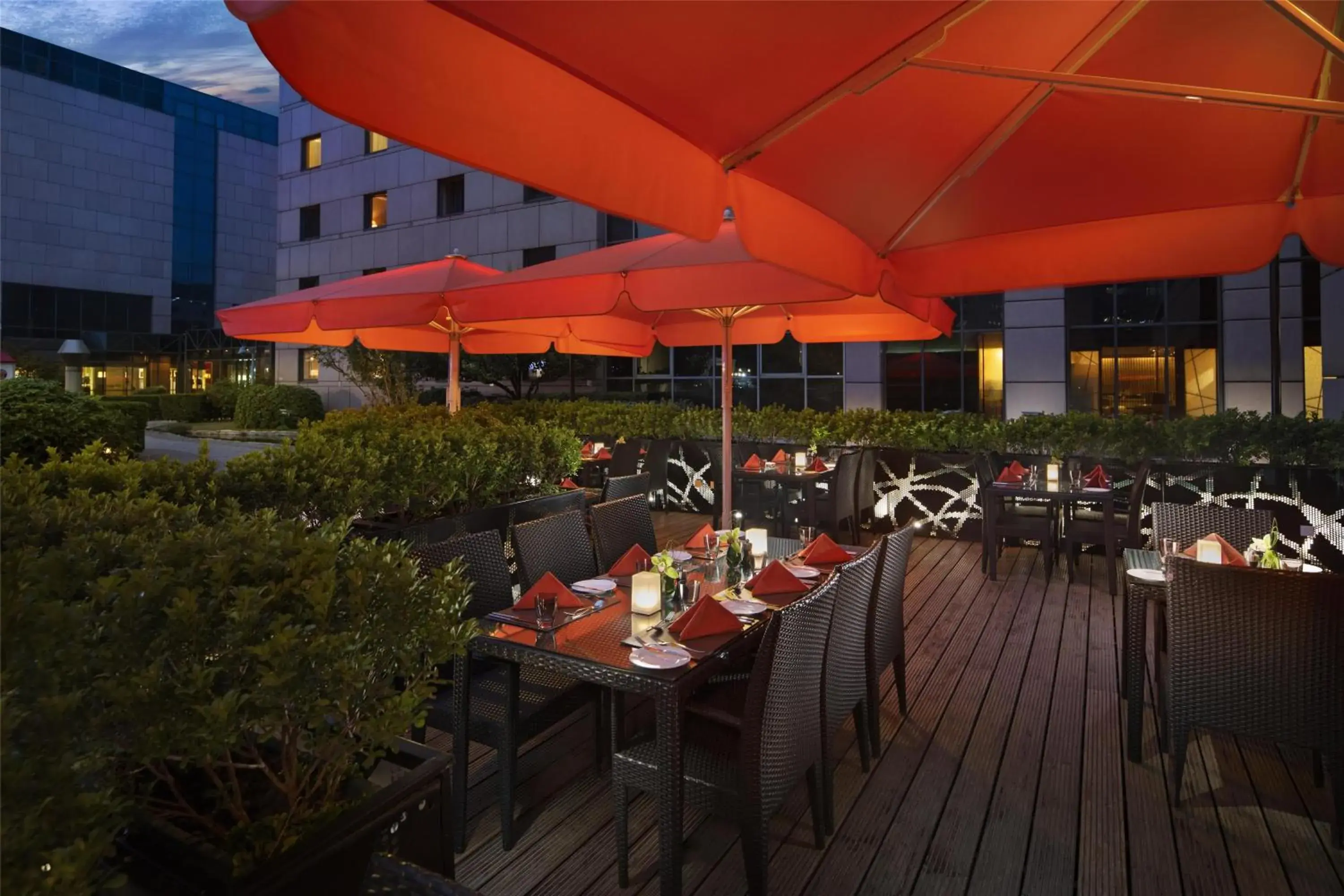 Restaurant/places to eat in Kempinski Hotel Beijing Yansha Center Restaurant/places to eat in Kempinski Hotel Beijing Yansha Center