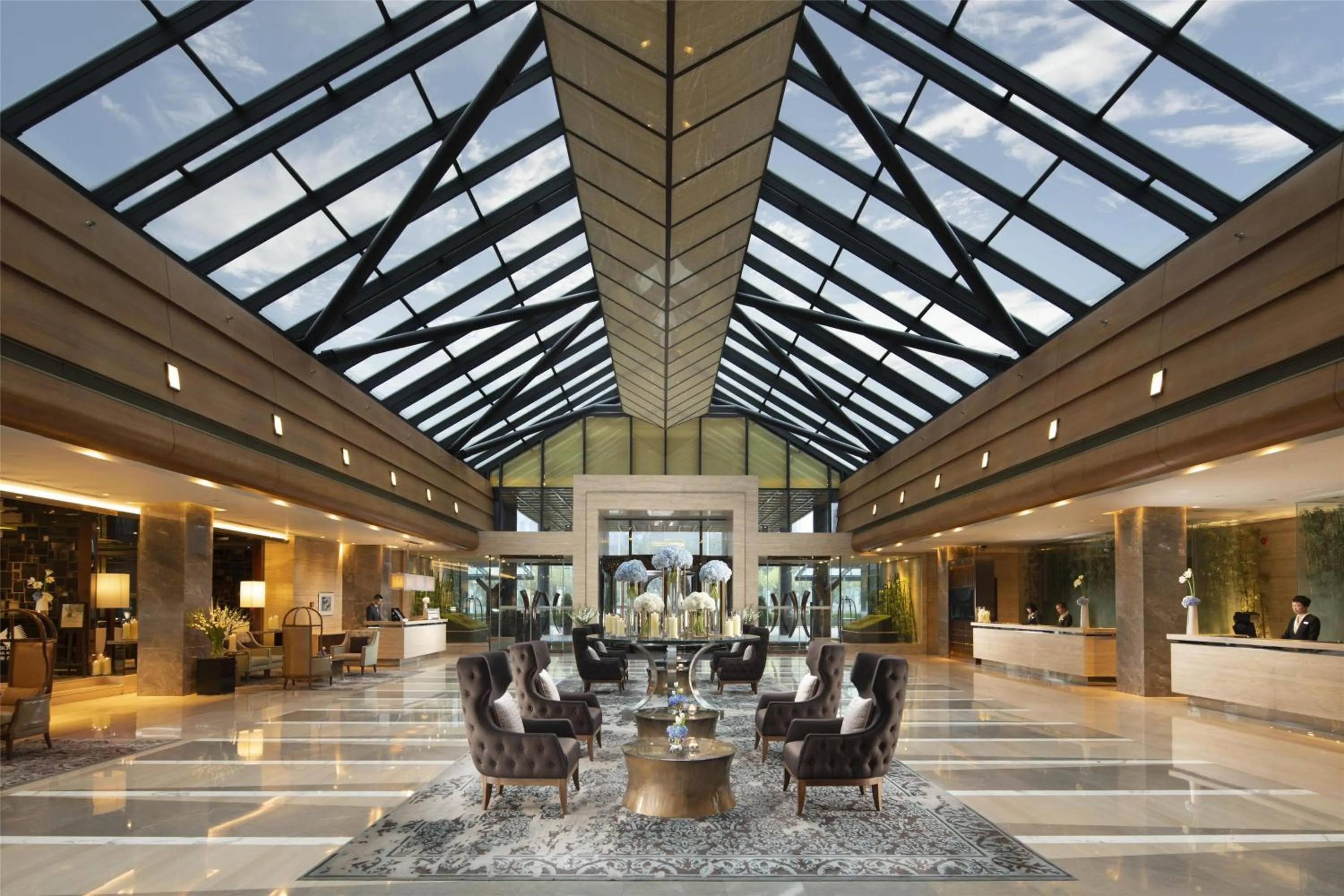 Lobby or reception in Kempinski Hotel Beijing Yansha Center