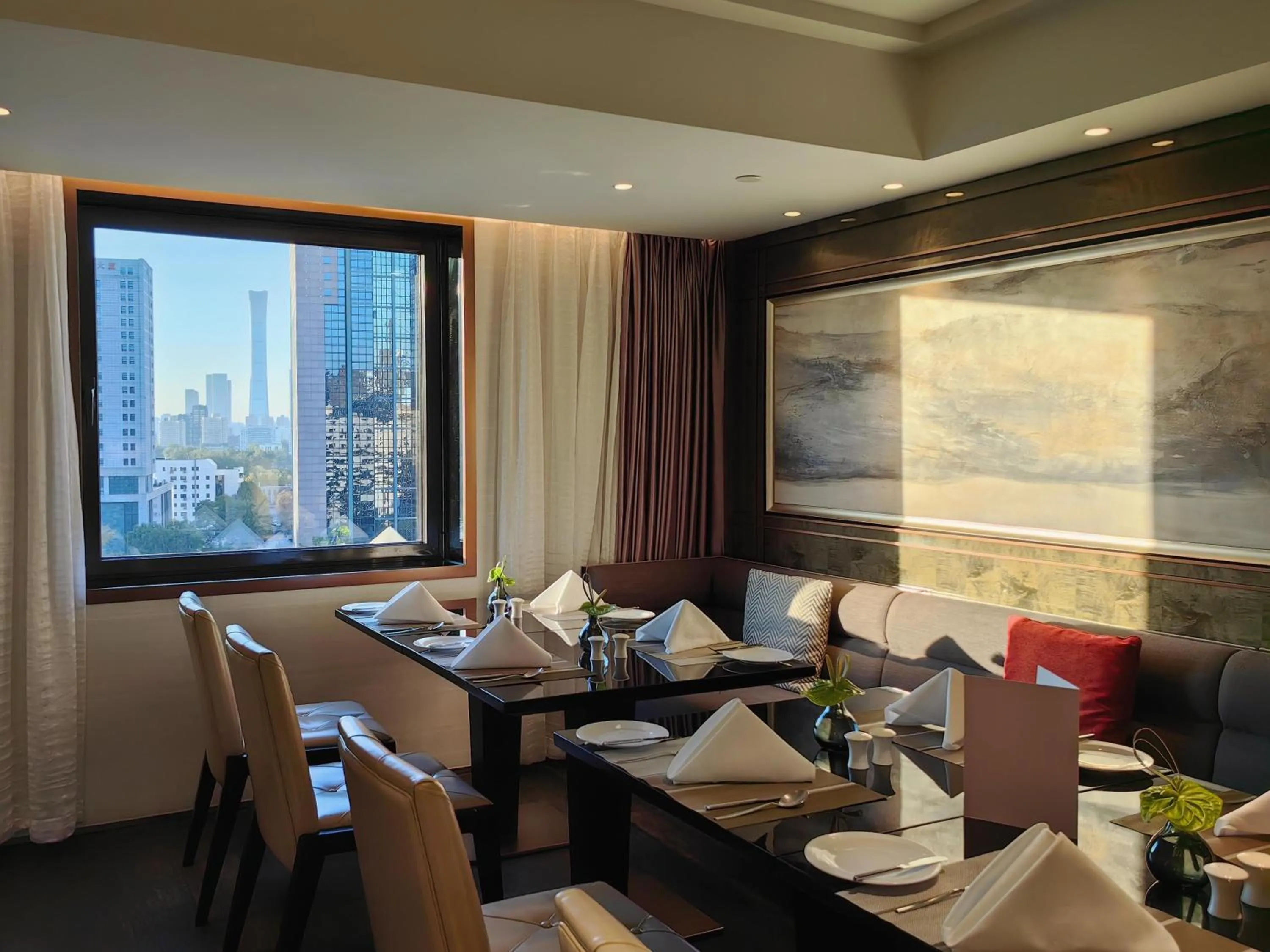 Lounge or bar in Kempinski Hotel Beijing Yansha Center