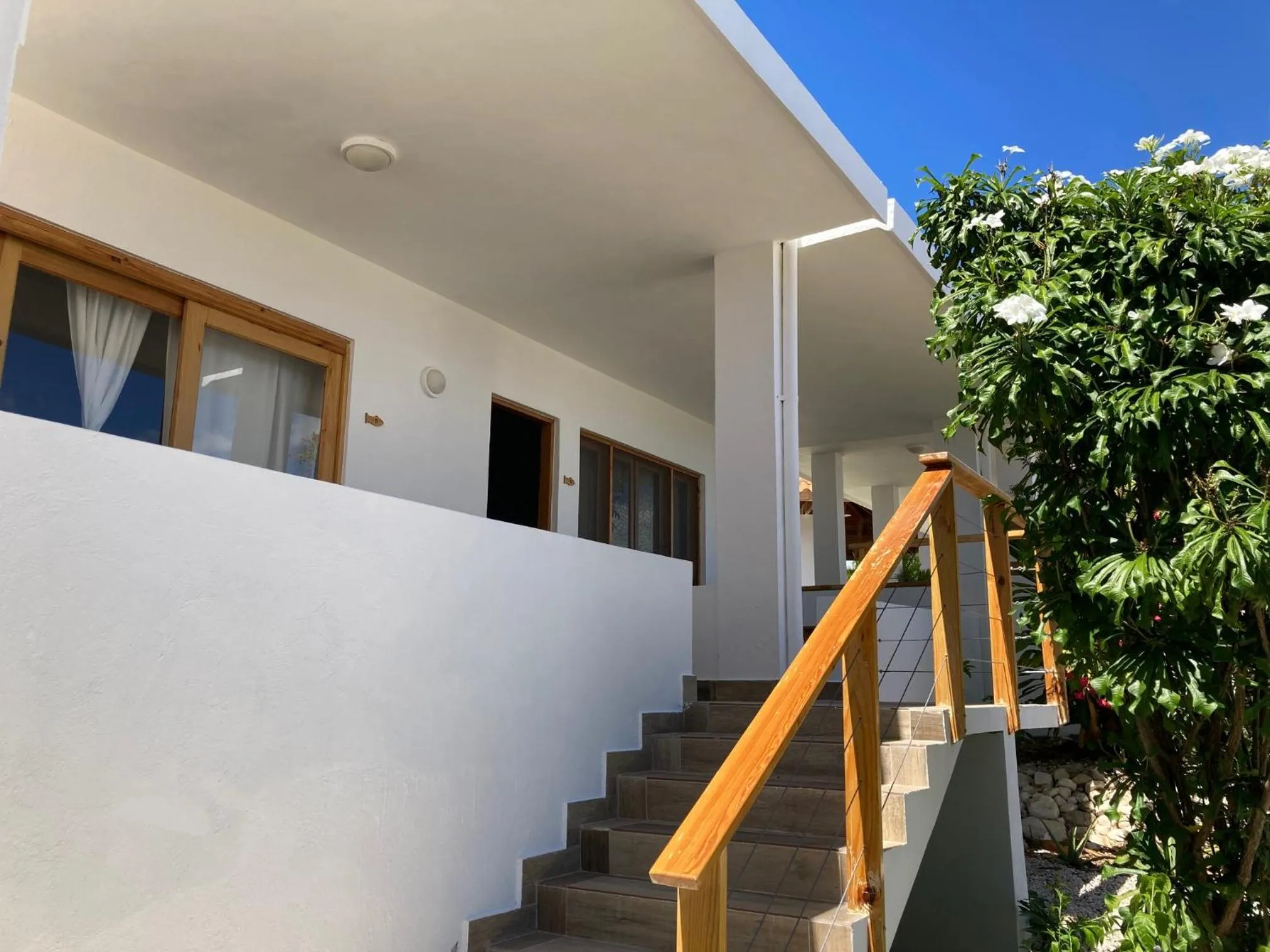 Facade/entrance in Altos de la Caobita