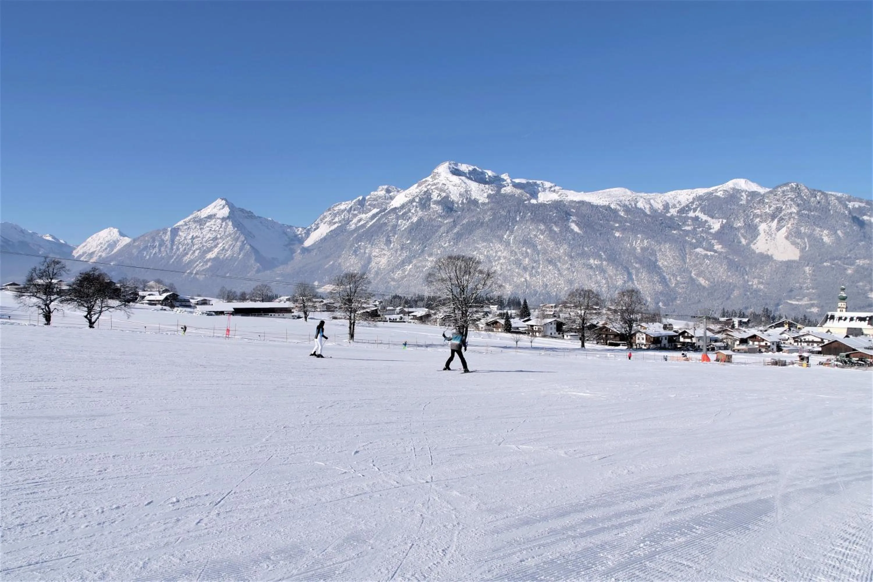 Ski School in Angerer Alpine Suiten und Familienappartements Tirol