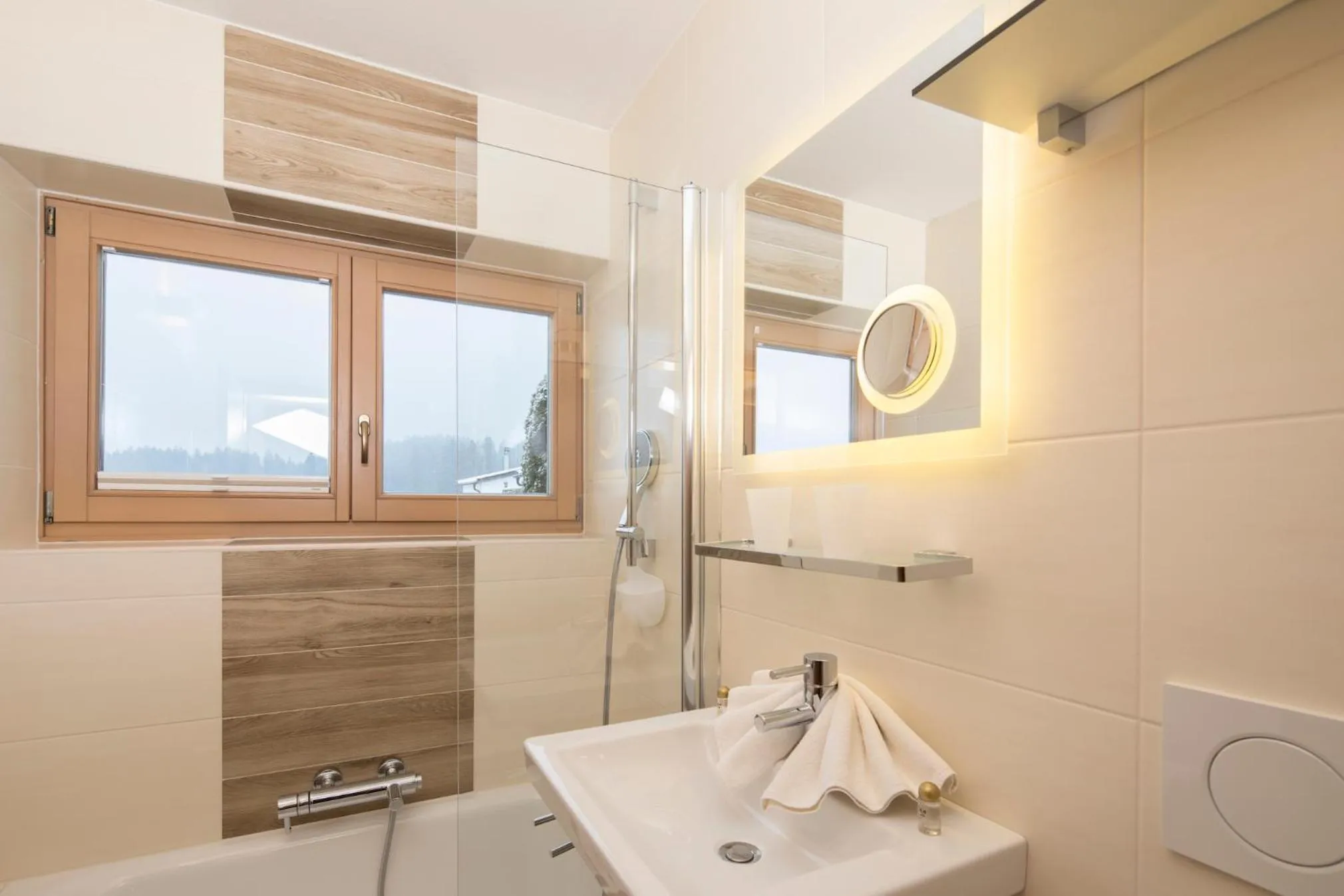 Shower in Angerer Alpine Suiten und Familienappartements Tirol