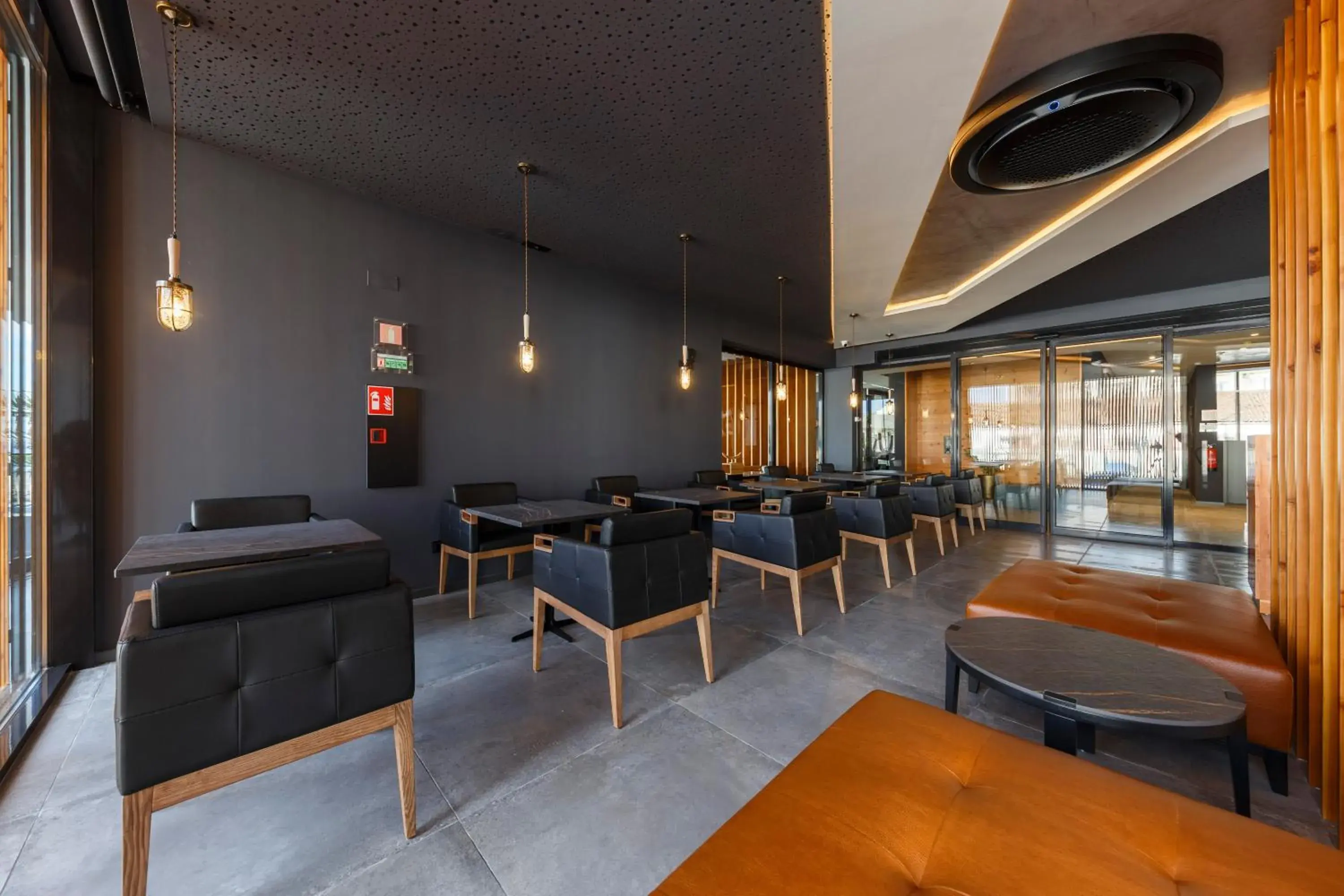 Restaurant/places to eat in The Shipyard - Angra Restaurant/places to eat in The Shipyard - Angra