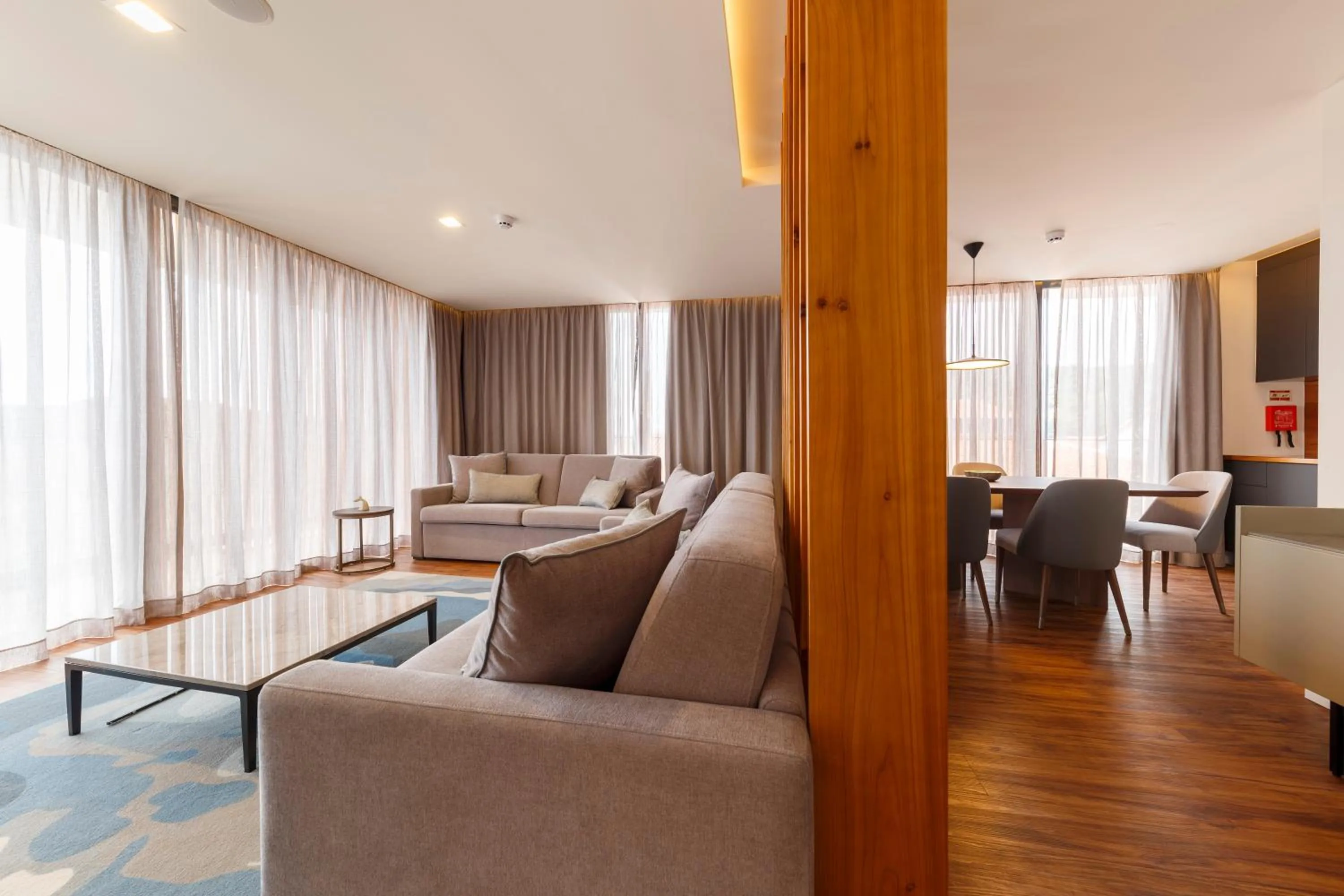 Living room in The Shipyard - Angra