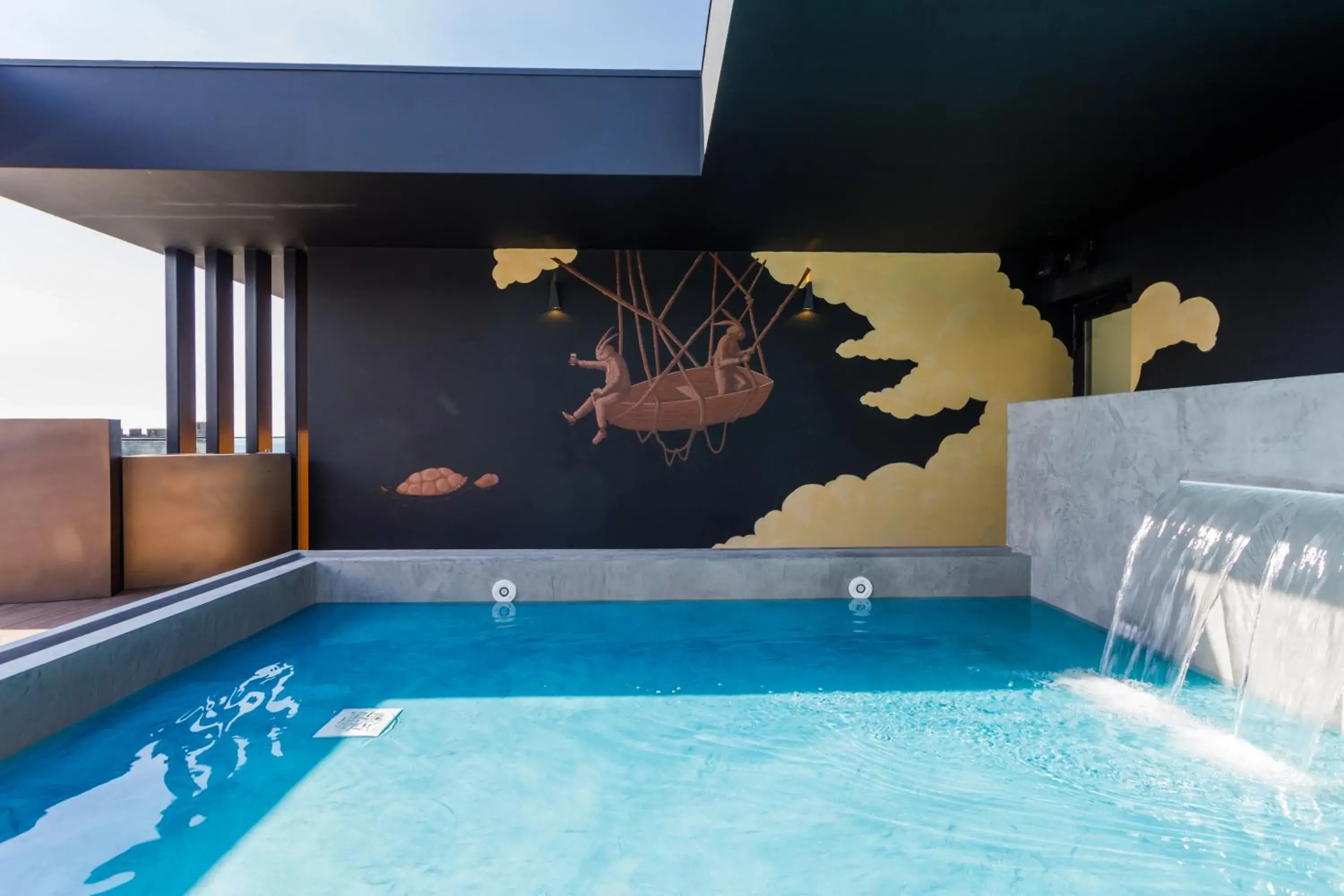 Lounge or bar in The Shipyard - Angra Lounge or bar in The Shipyard - Angra