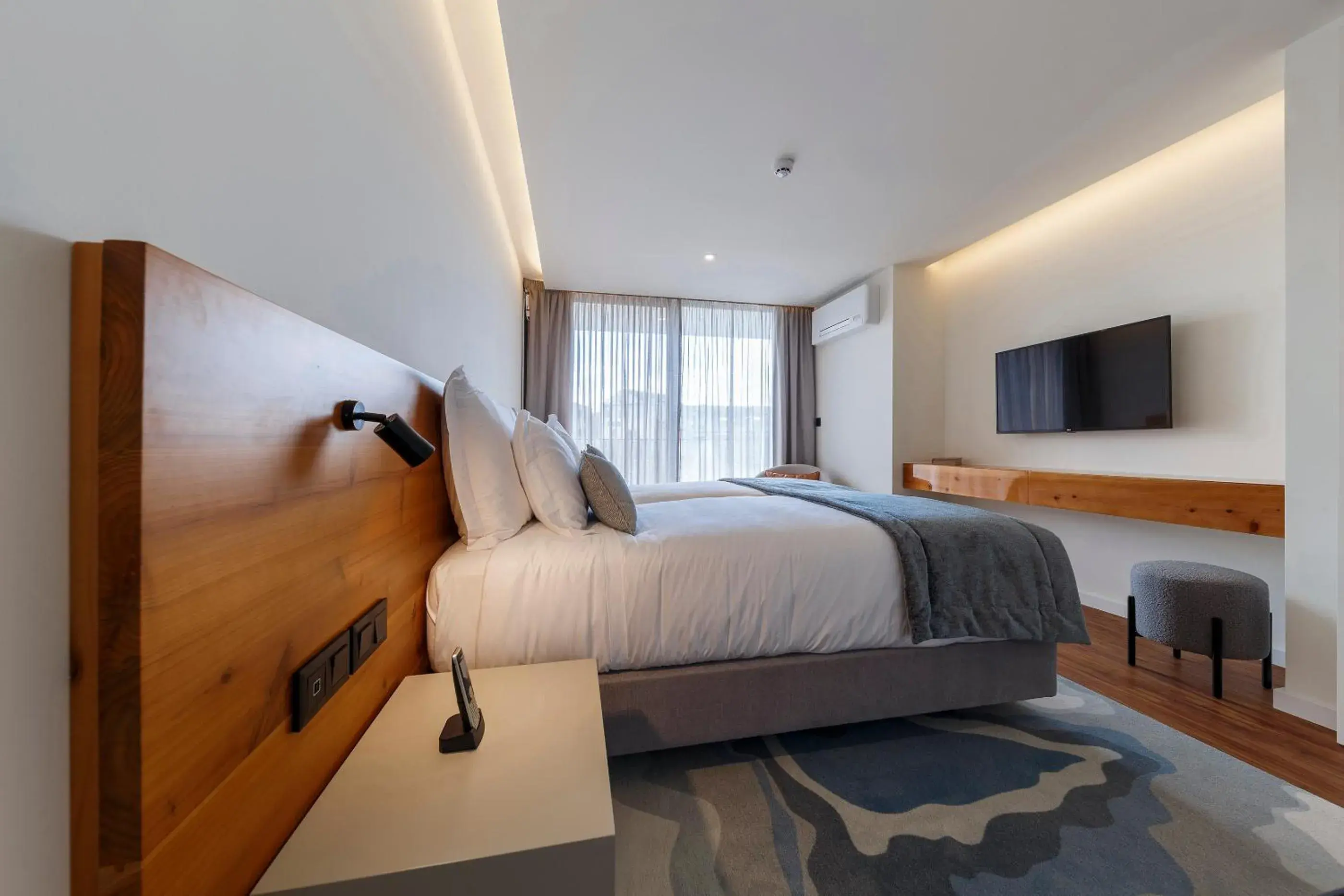 Bed in The Shipyard - Angra Bed in The Shipyard - Angra