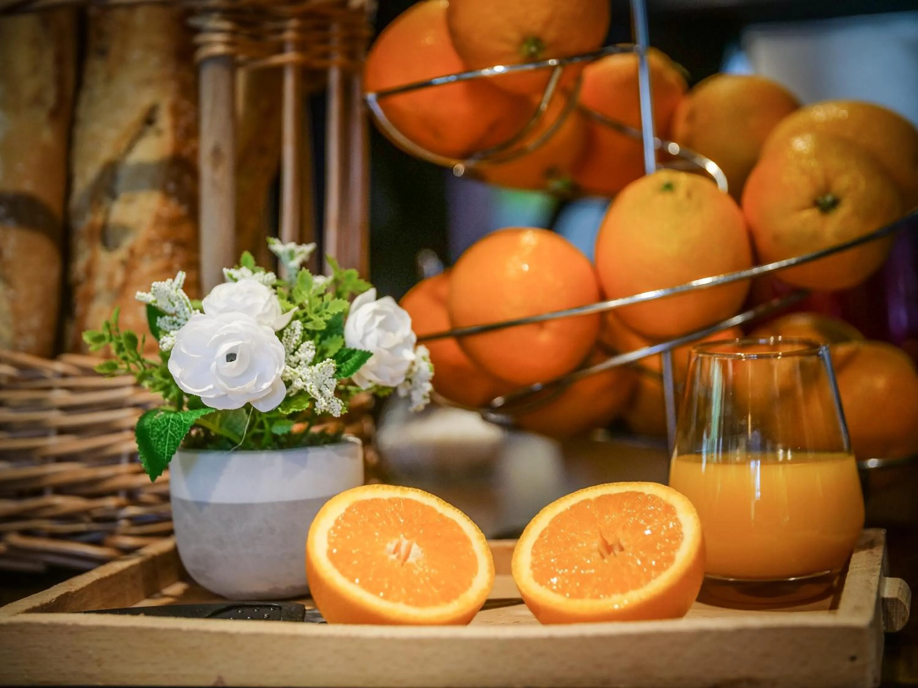 Buffet breakfast in Hôtel Inn Design Resto Novo Alençon