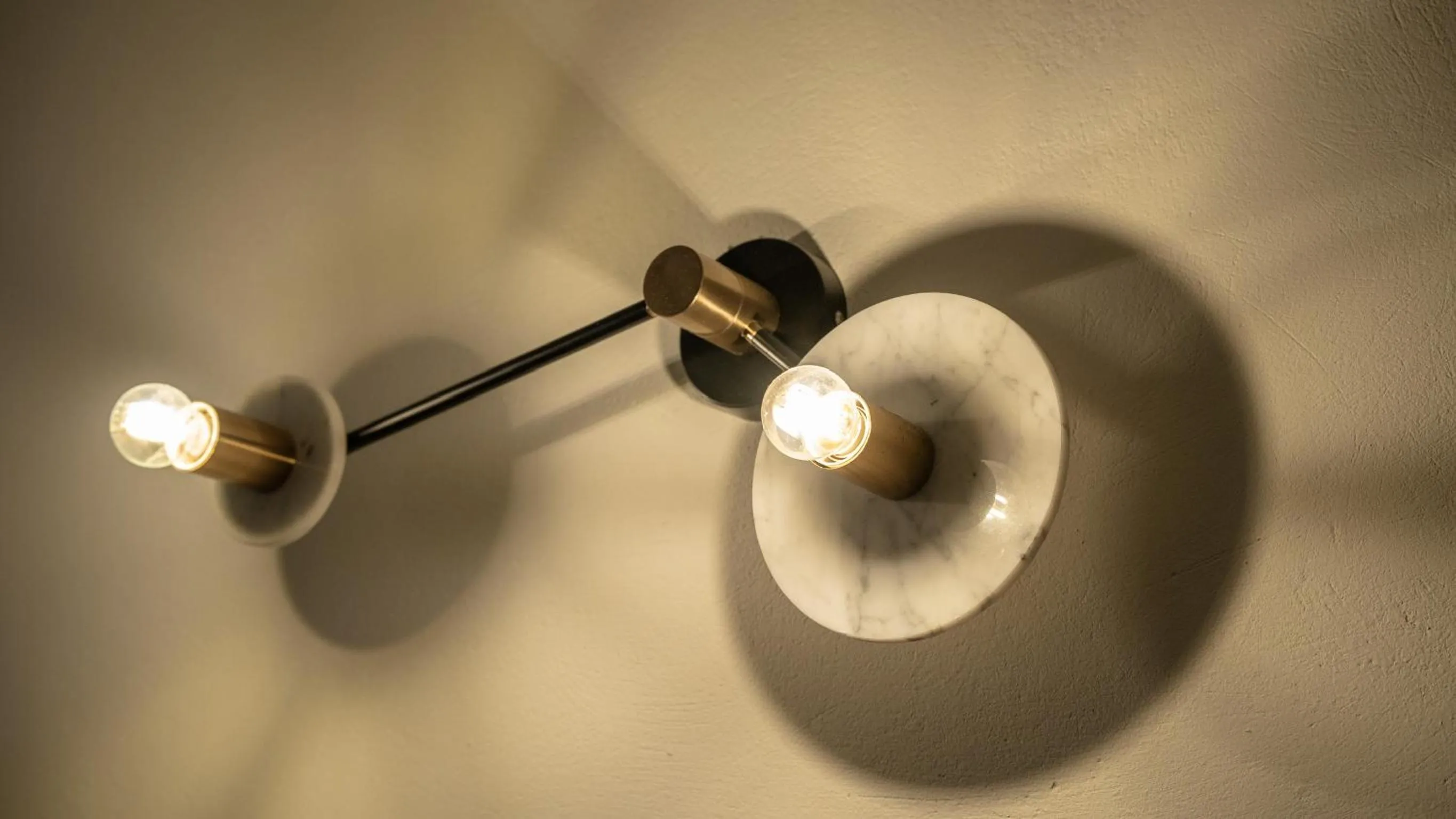 Decorative detail in Noir Santorini