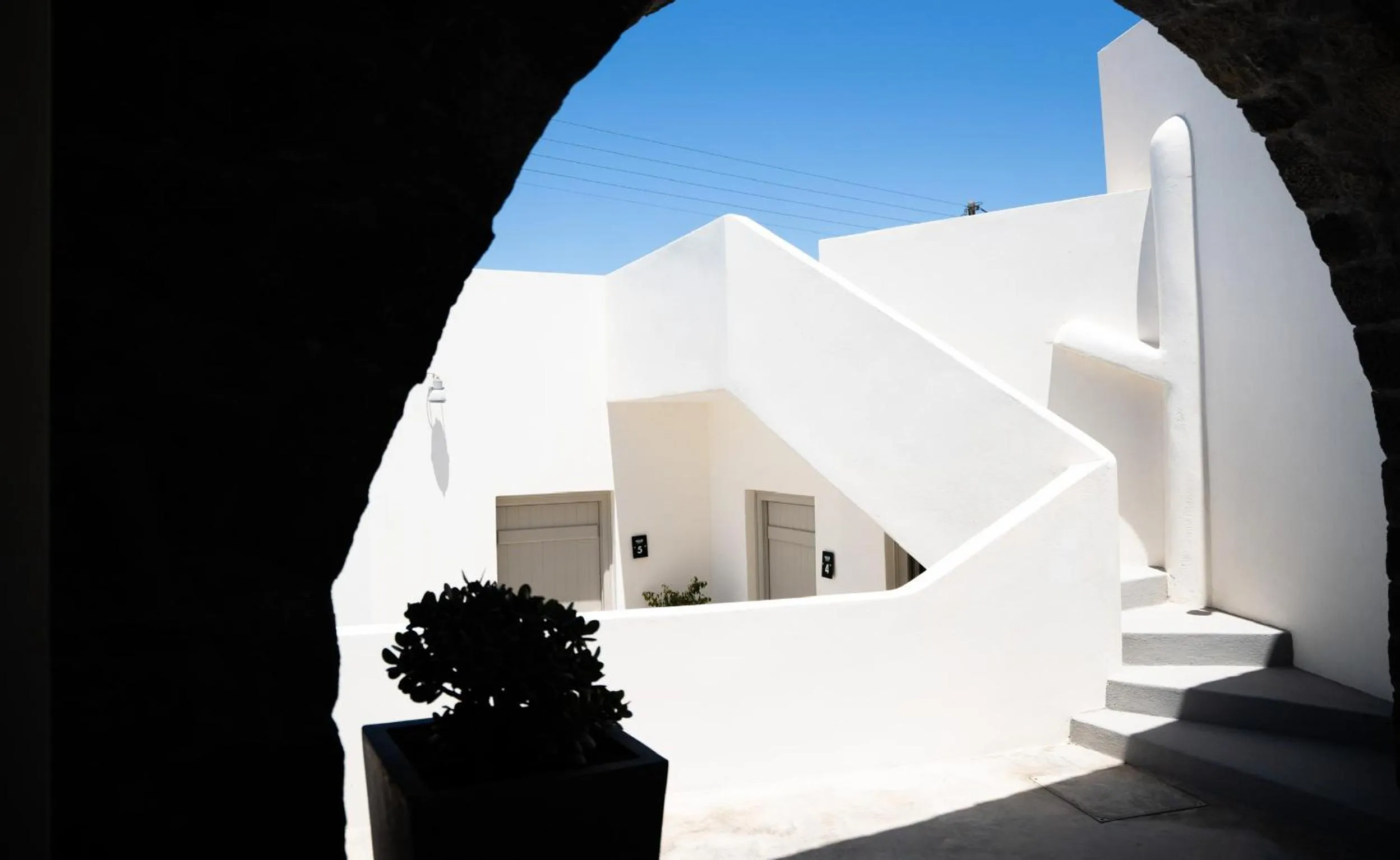 Property building in Noir Santorini