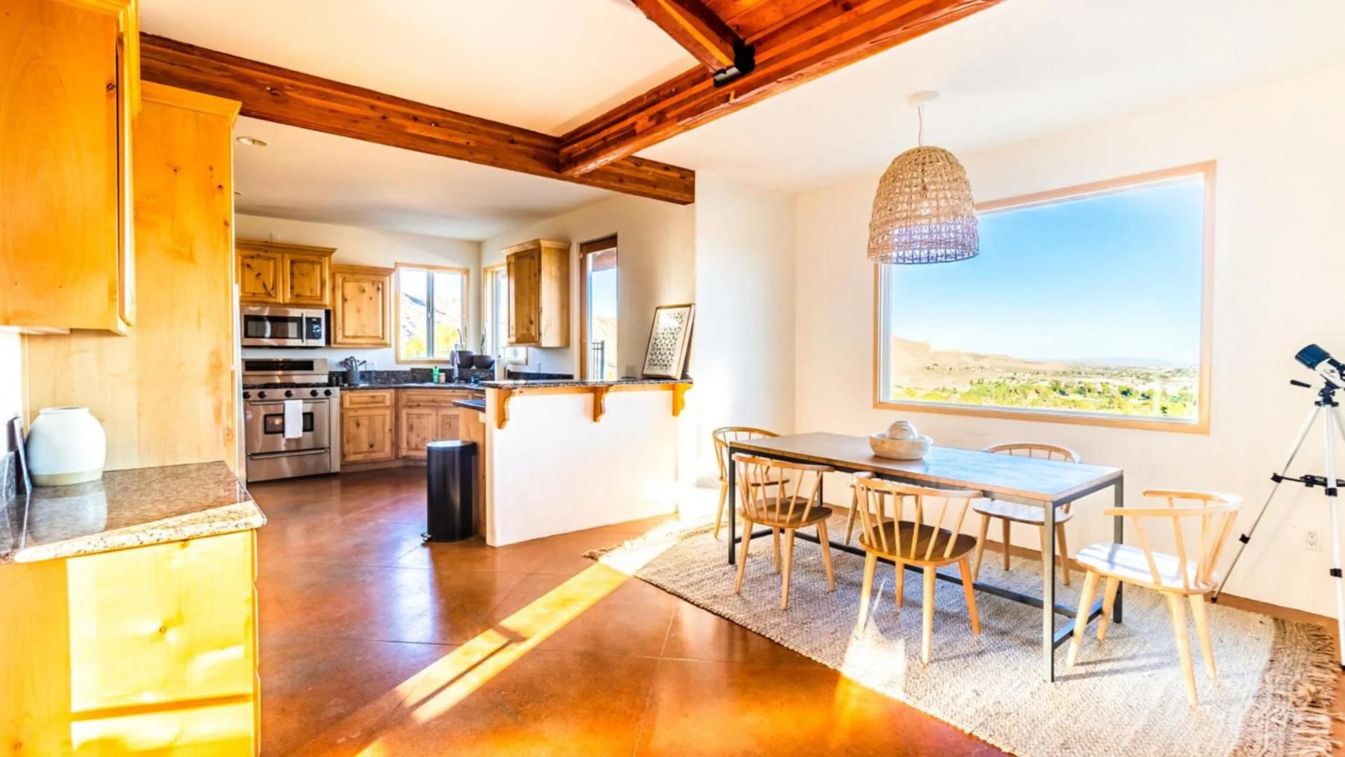 kitchen in Desert villa with great views, hot tub and mini-golf