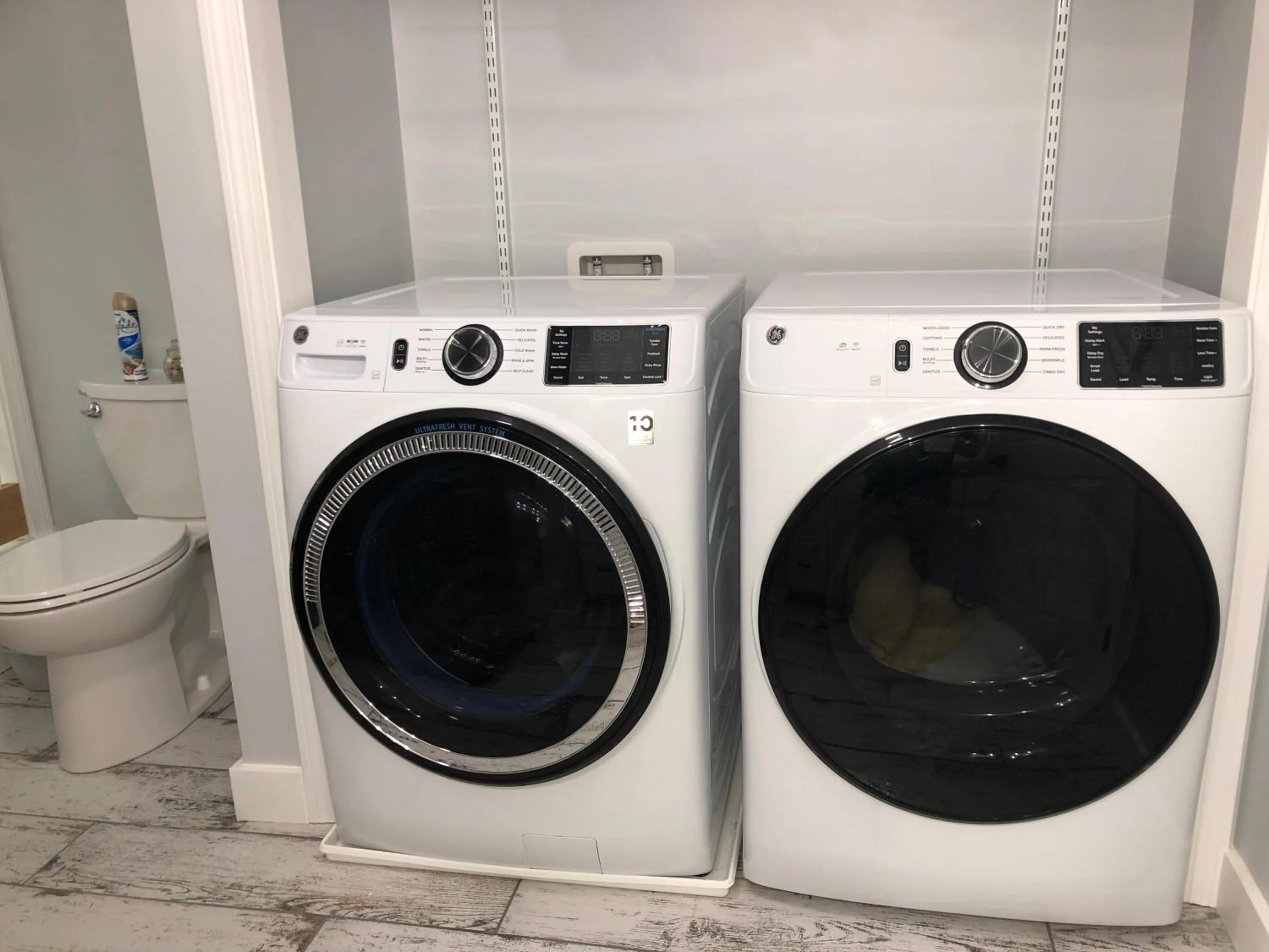 Bathroom in The Mighty Oaks Retreat,modern house Bar Harbor Acadia MDI