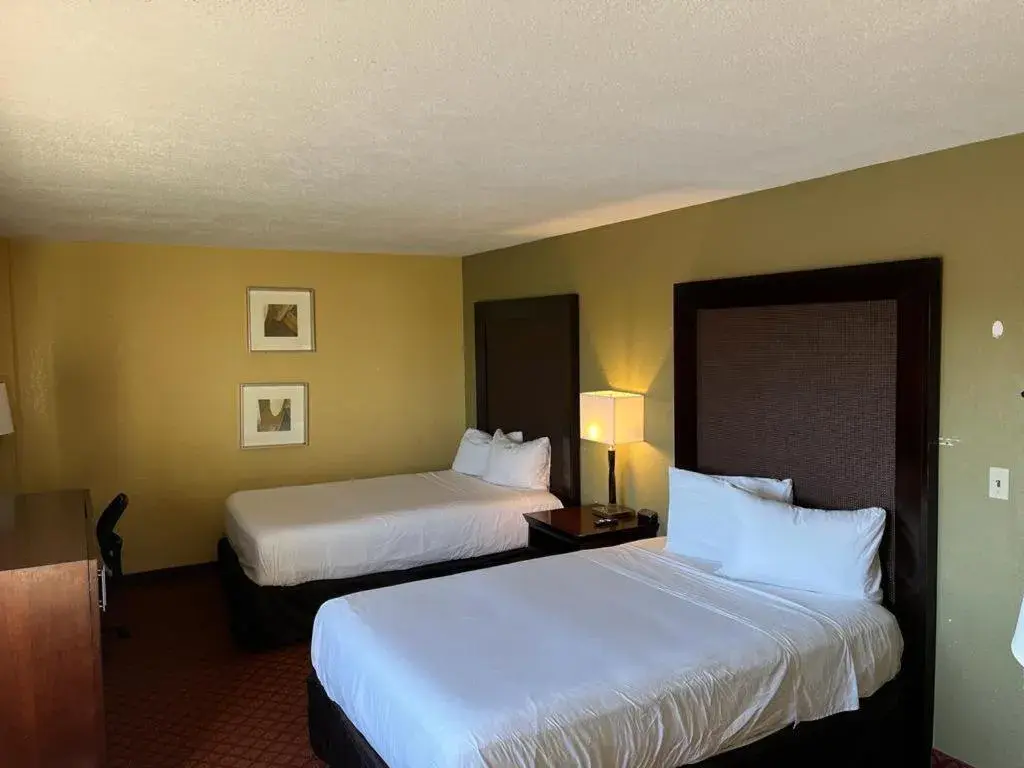 Bed in HUTCHI BELL Bed in HUTCHI BELL