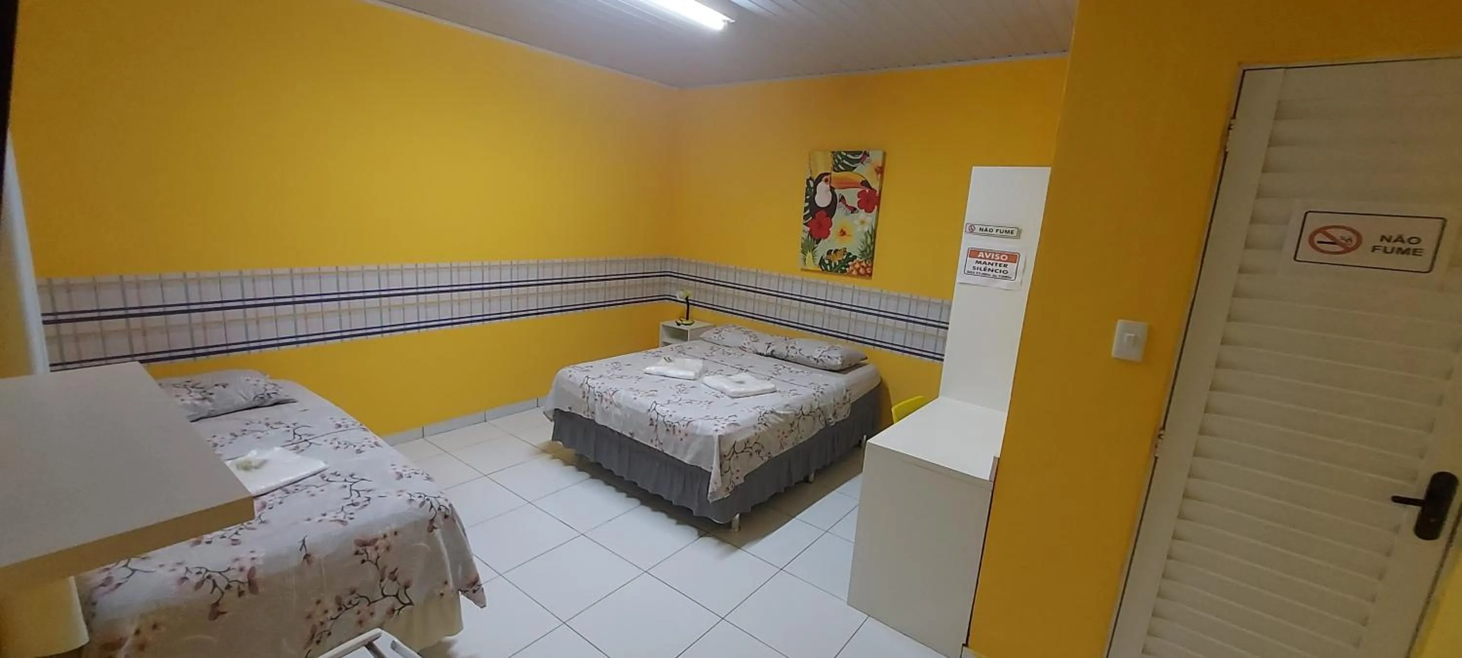 Photo of the whole room, Bed in Hotel Colors Manaus