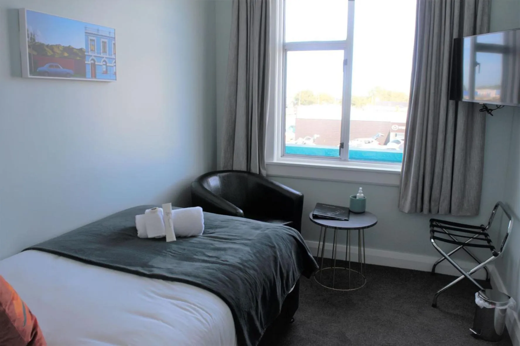 Bedroom, Bed in The Amberley Hotel