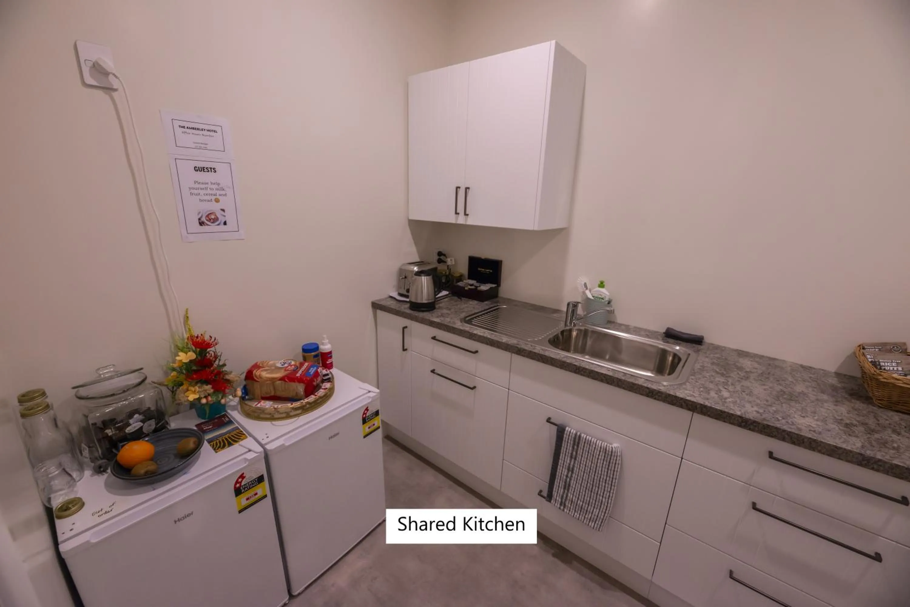 kitchen in The Amberley Hotel