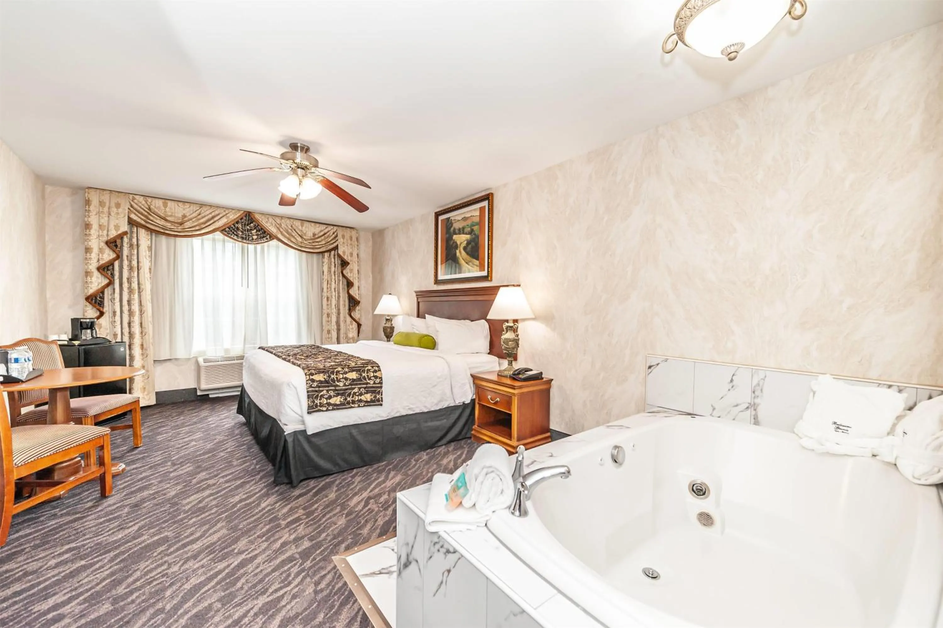 Photo of the whole room, Bed in Bellissimo Hotel, Trademark by Wyndham Near Foxwoods Casino