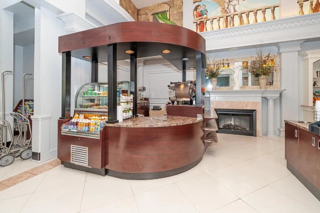 Coffee/tea facilities in Bellissimo Hotel, Trademark by Wyndham Near Foxwoods Casino