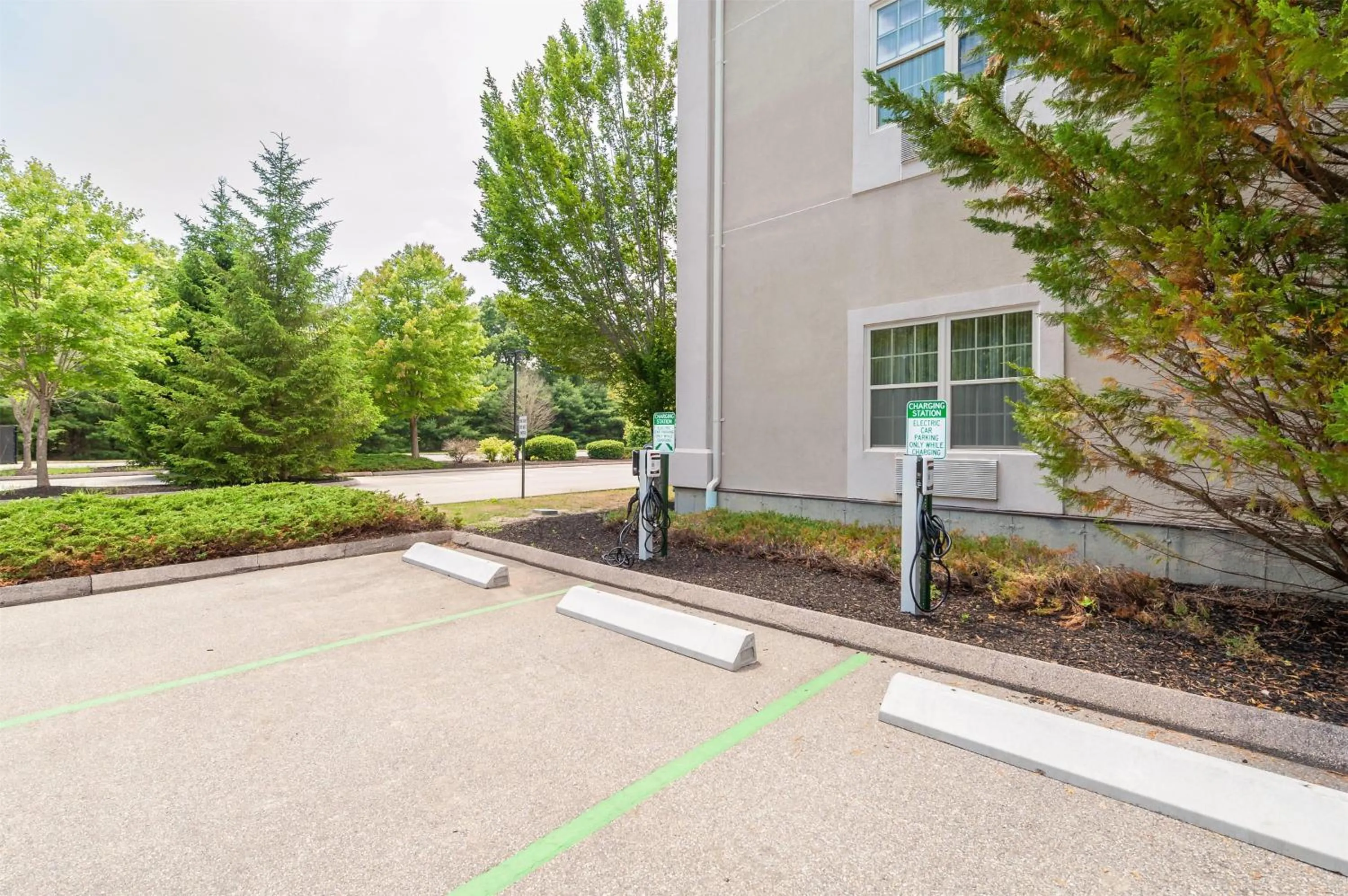 Property building in Bellissimo Hotel, Trademark by Wyndham Near Foxwoods Casino