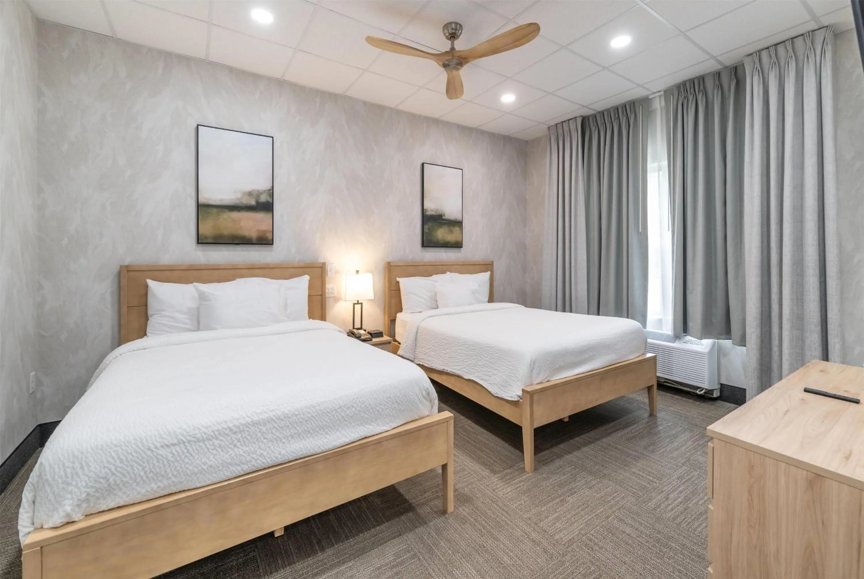 Photo of the whole room, Bed in Bellissimo Hotel, Trademark by Wyndham Near Foxwoods Casino