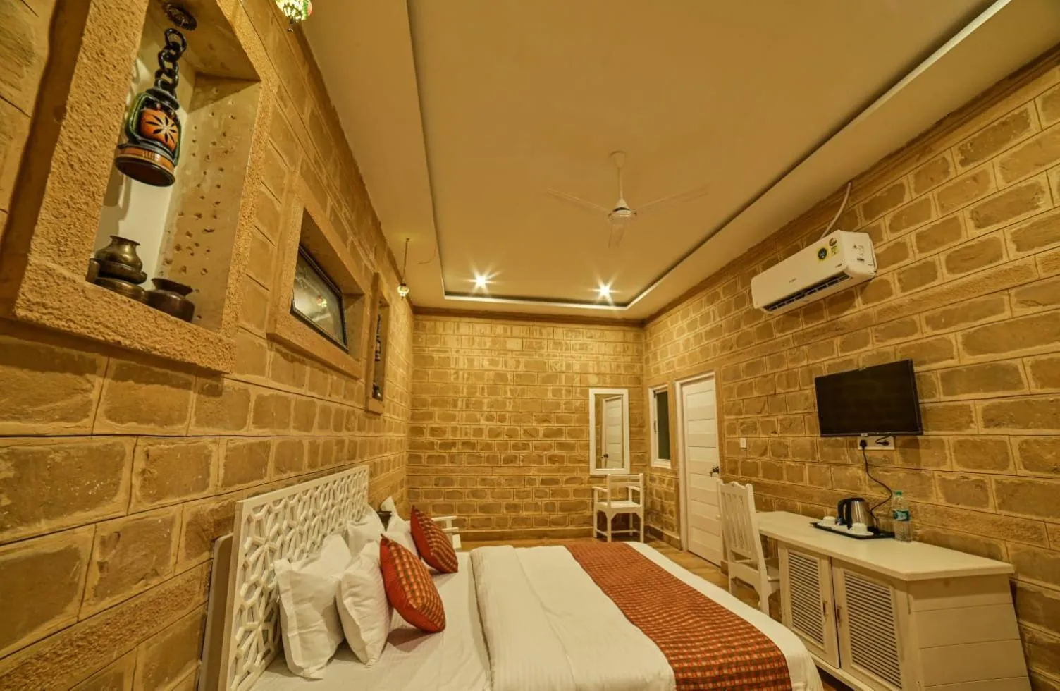 Bedroom, Bed in The Bheemgarh