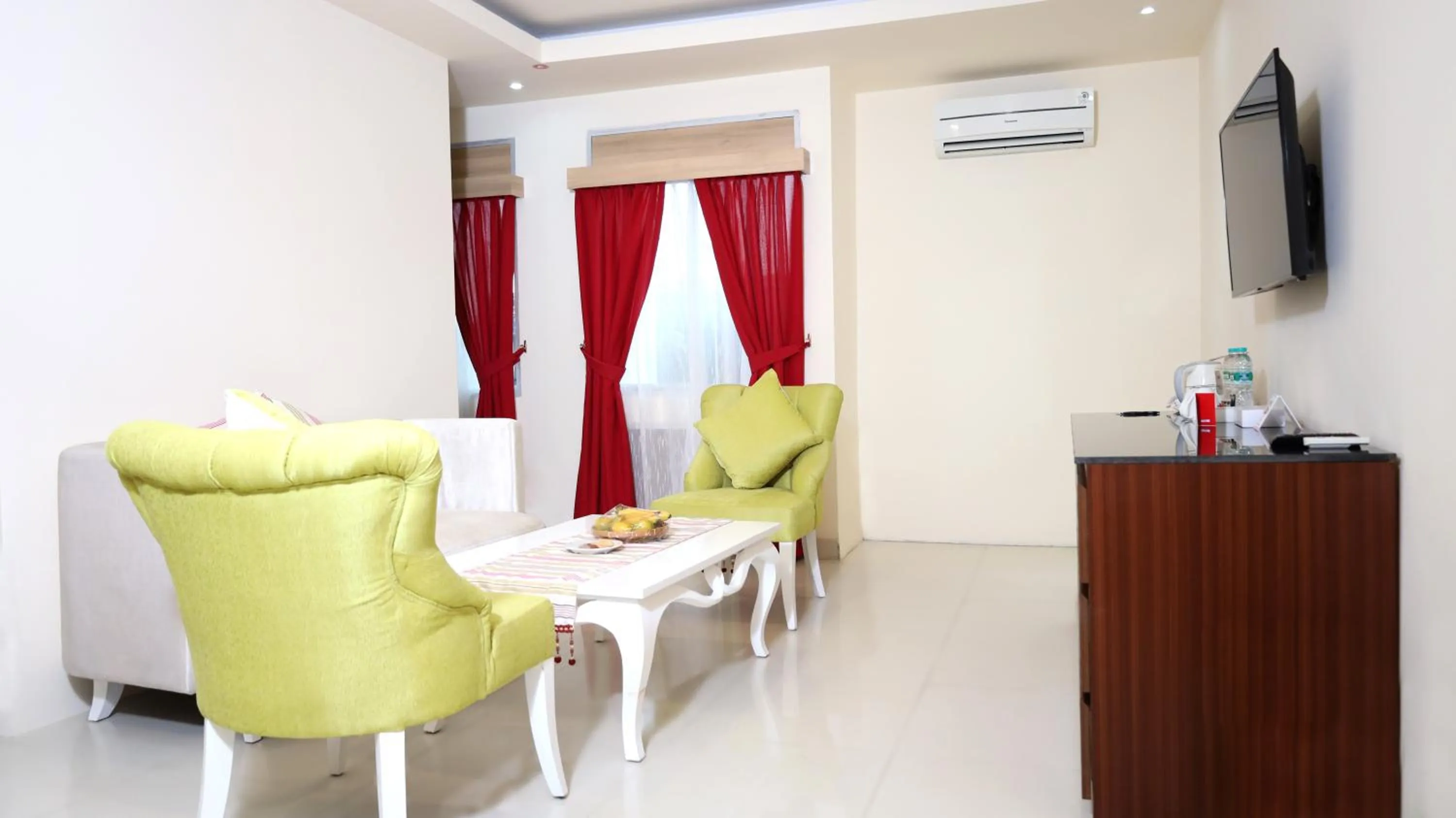 Living room in Moritz Hotel RSAB Harapan Kita