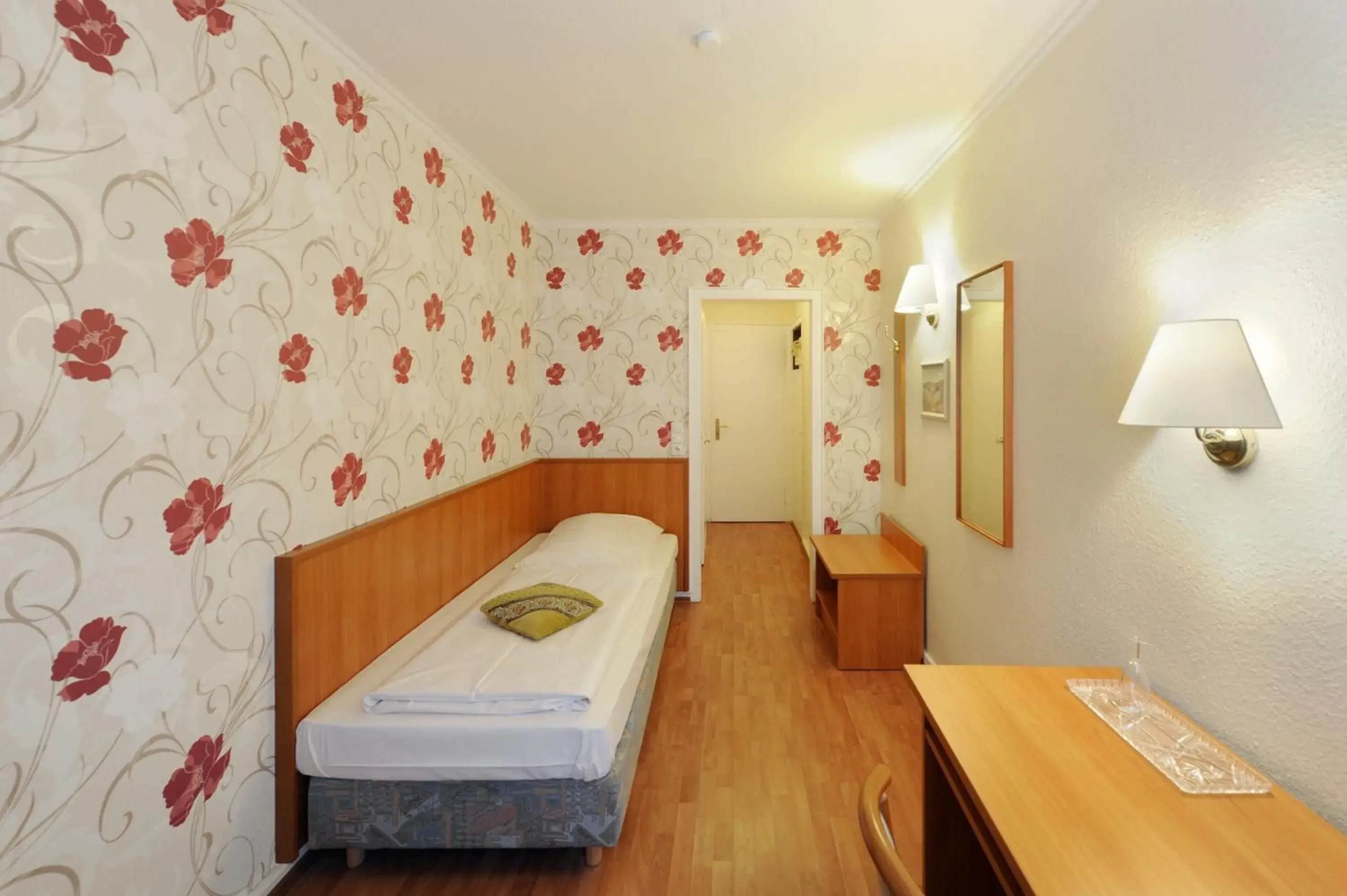 Photo of the whole room in Fair Hotel Villa Diana Photo of the whole room in Fair Hotel Villa Diana