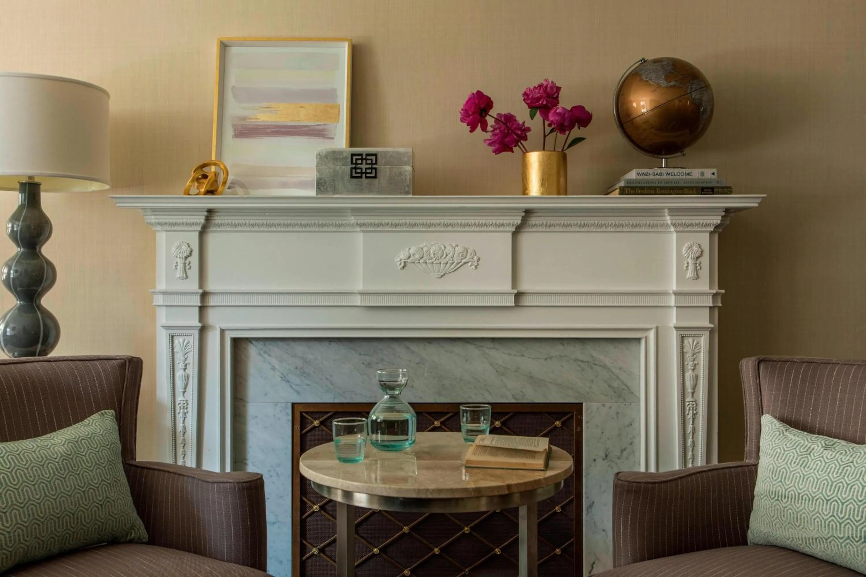 Bedroom in The Mayflower Hotel, Autograph Collection