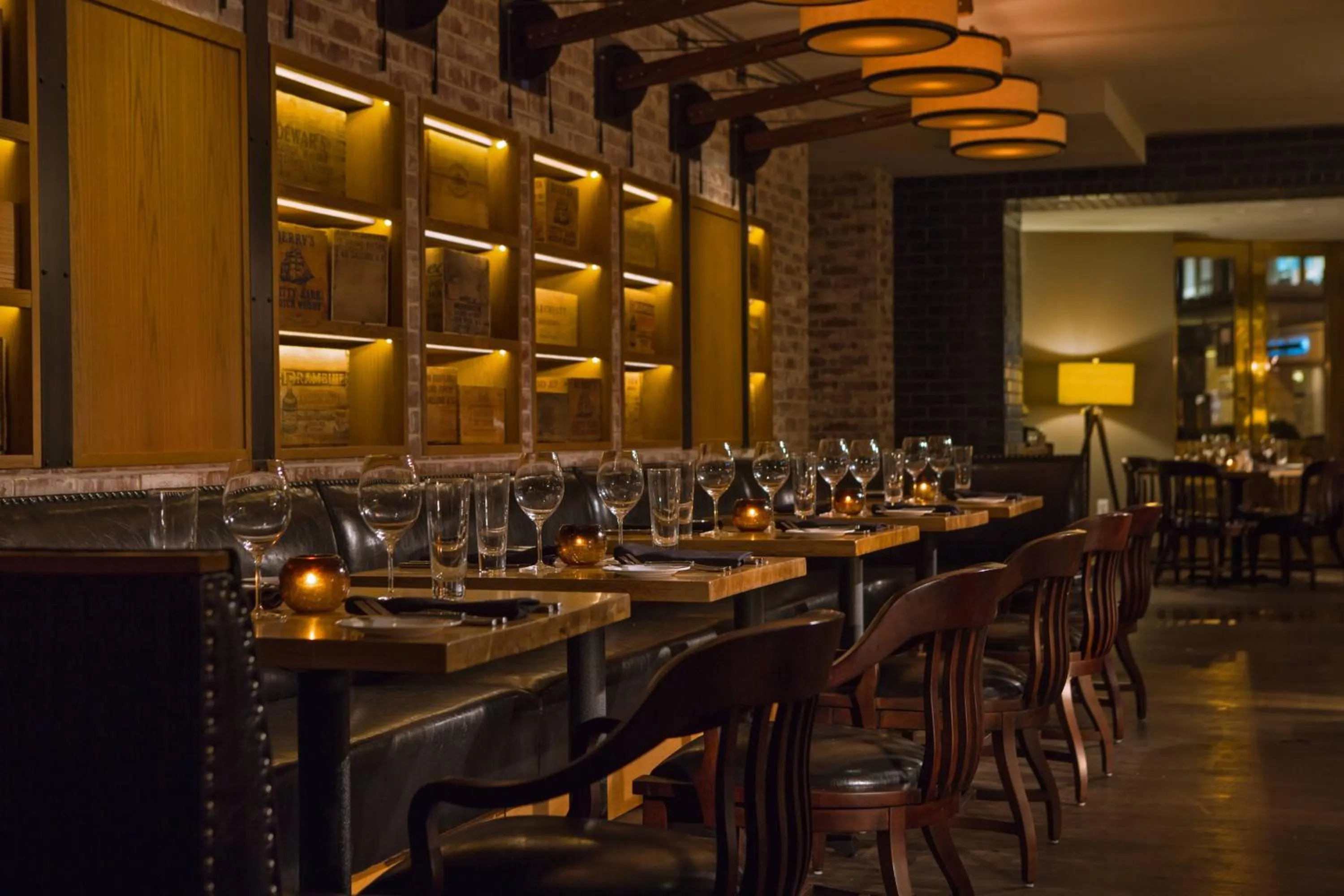 Restaurant/places to eat in The Mayflower Hotel, Autograph Collection