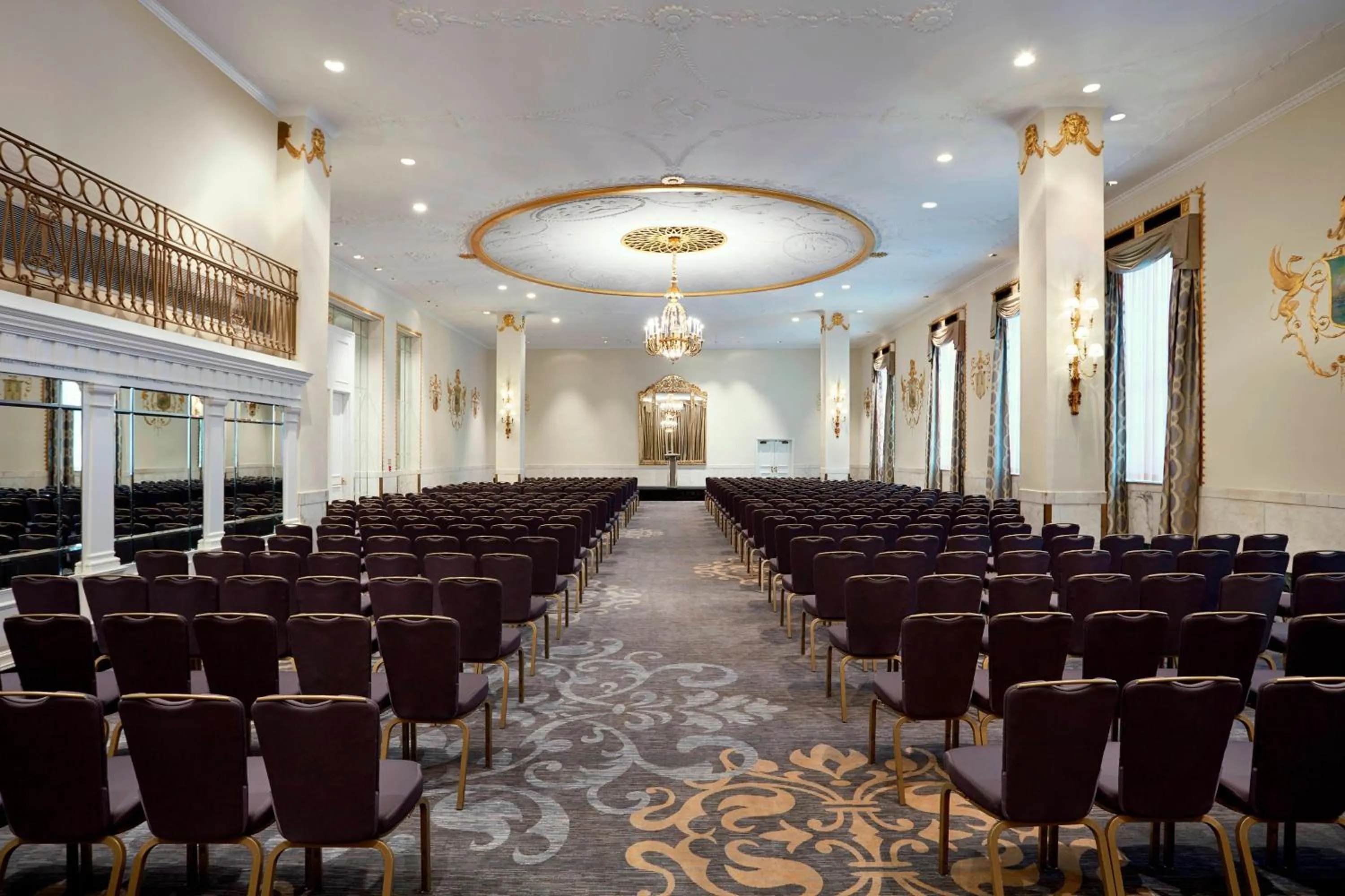 Meeting/conference room in The Mayflower Hotel, Autograph Collection
