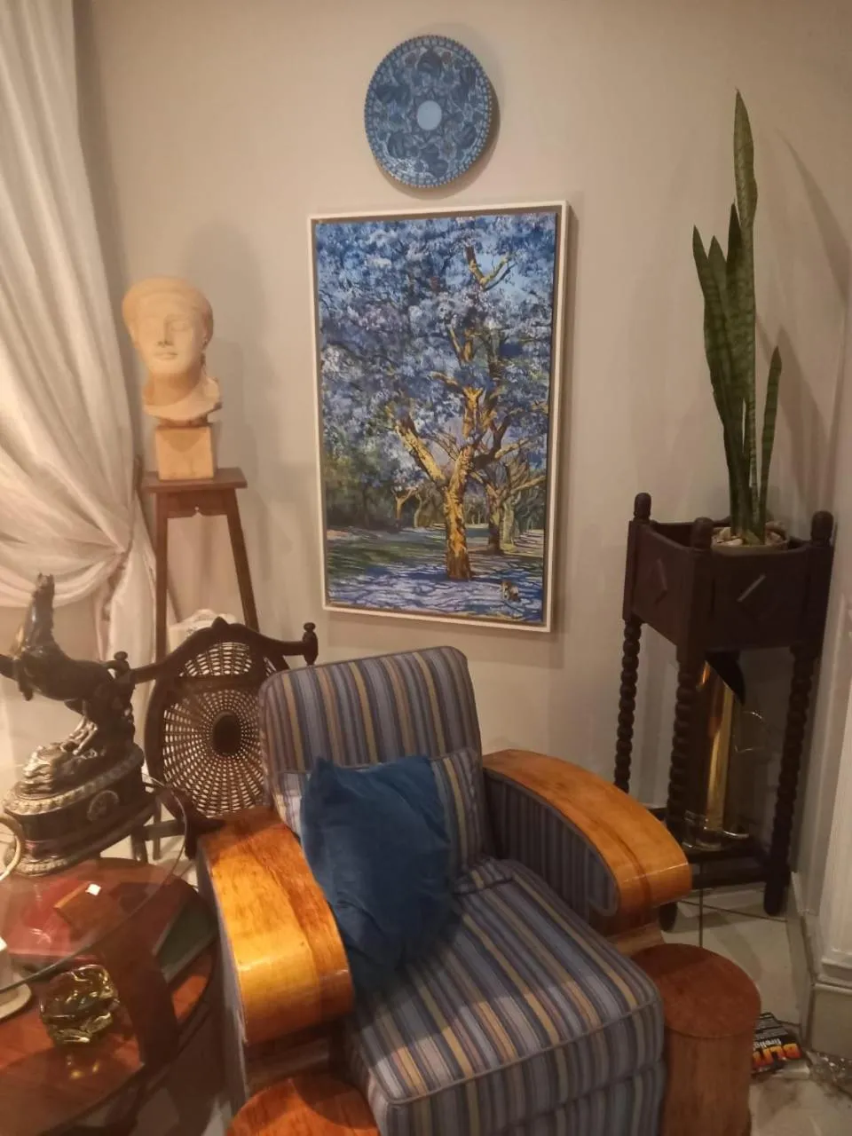 Living room in Michael-Angelo guest house