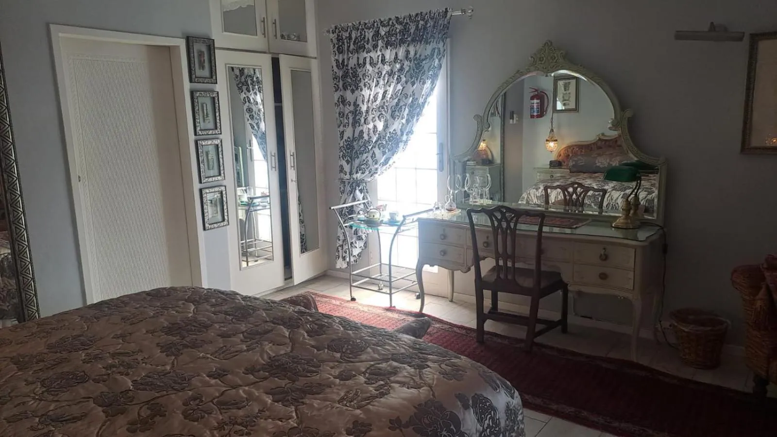 Bed in Michael-Angelo guest house