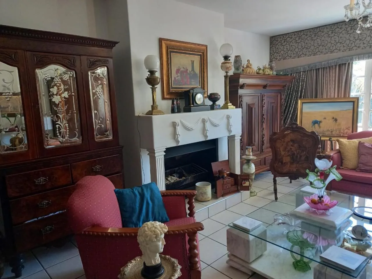 Property building in Michael-Angelo guest house
