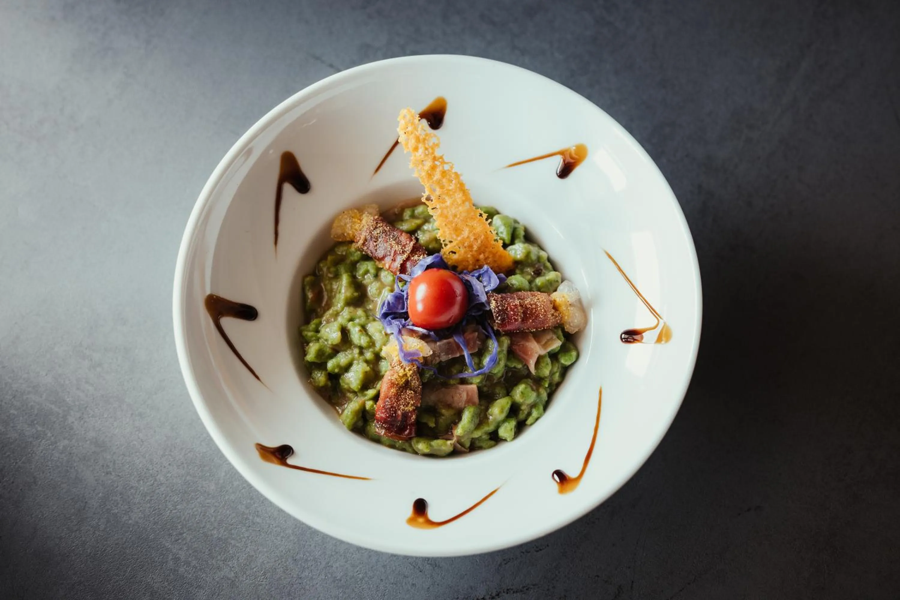 Restaurant/places to eat in Hotel Leonhard